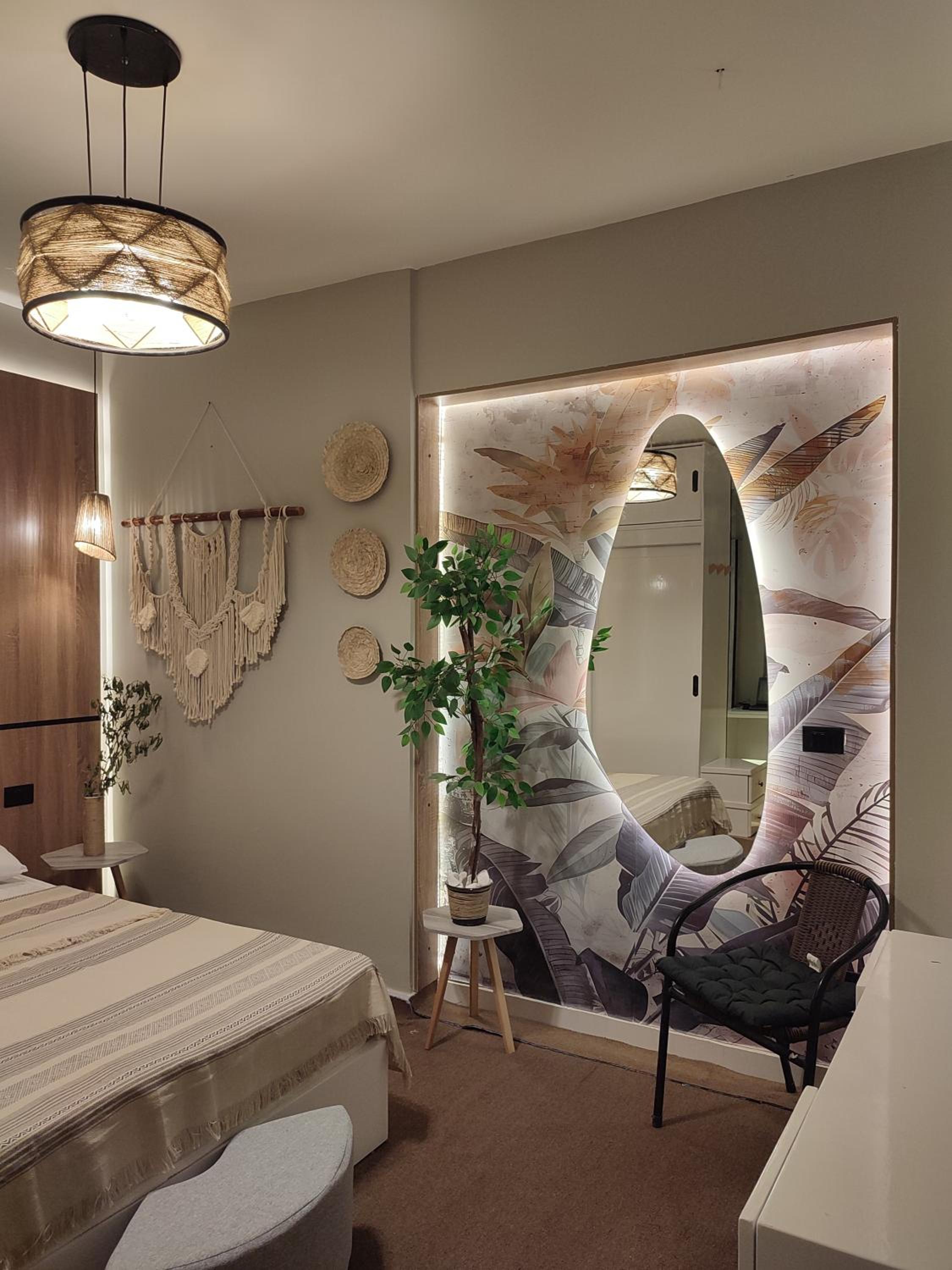 luxury studio in the city centre easy access to the best beaches, cafes, bars, clubs, and restaurants, view 3