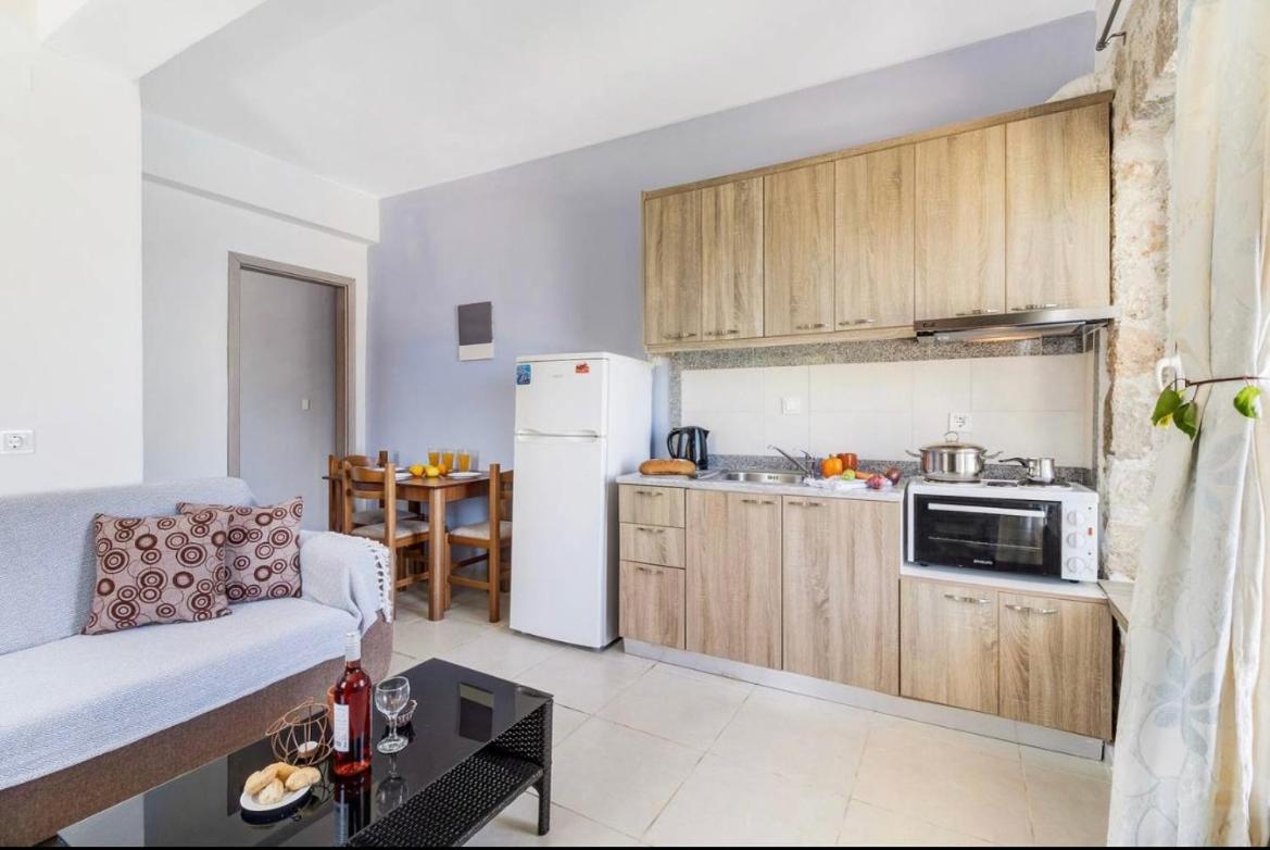 Gkountis Apartments