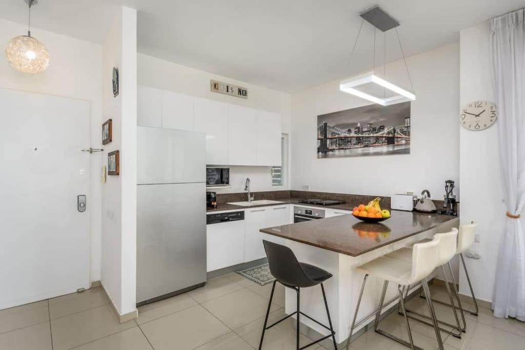 The Artisanal 3BR neat the Beach by HolyGuest view 5