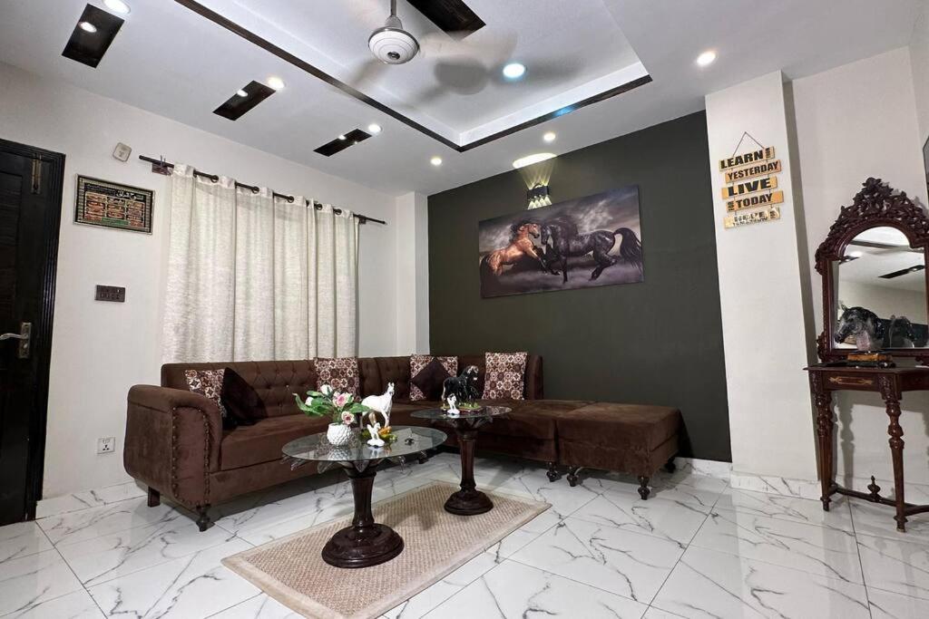 Two bedroom luxurious Apartment in Islamabad view 5