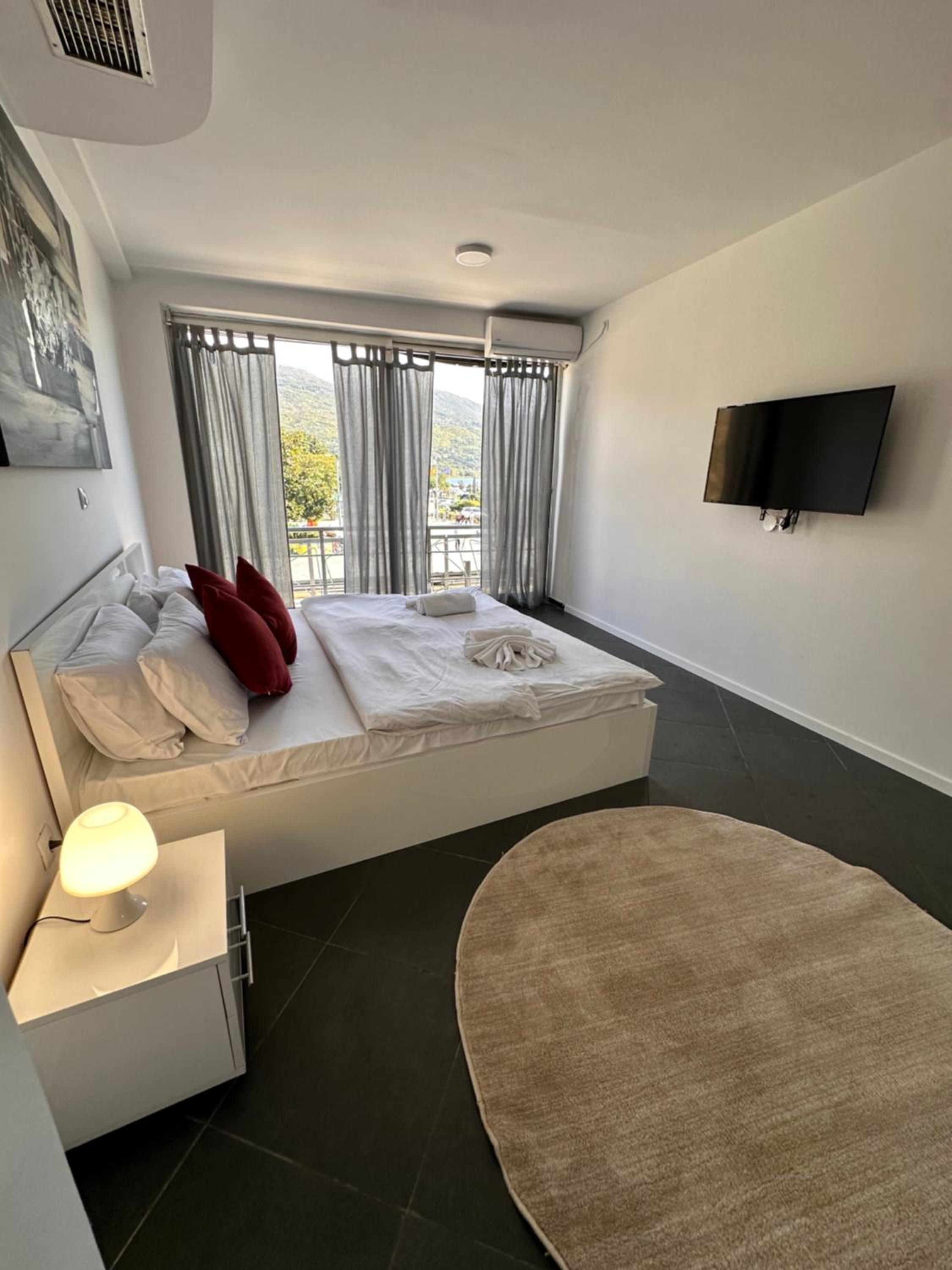 Square Apartments