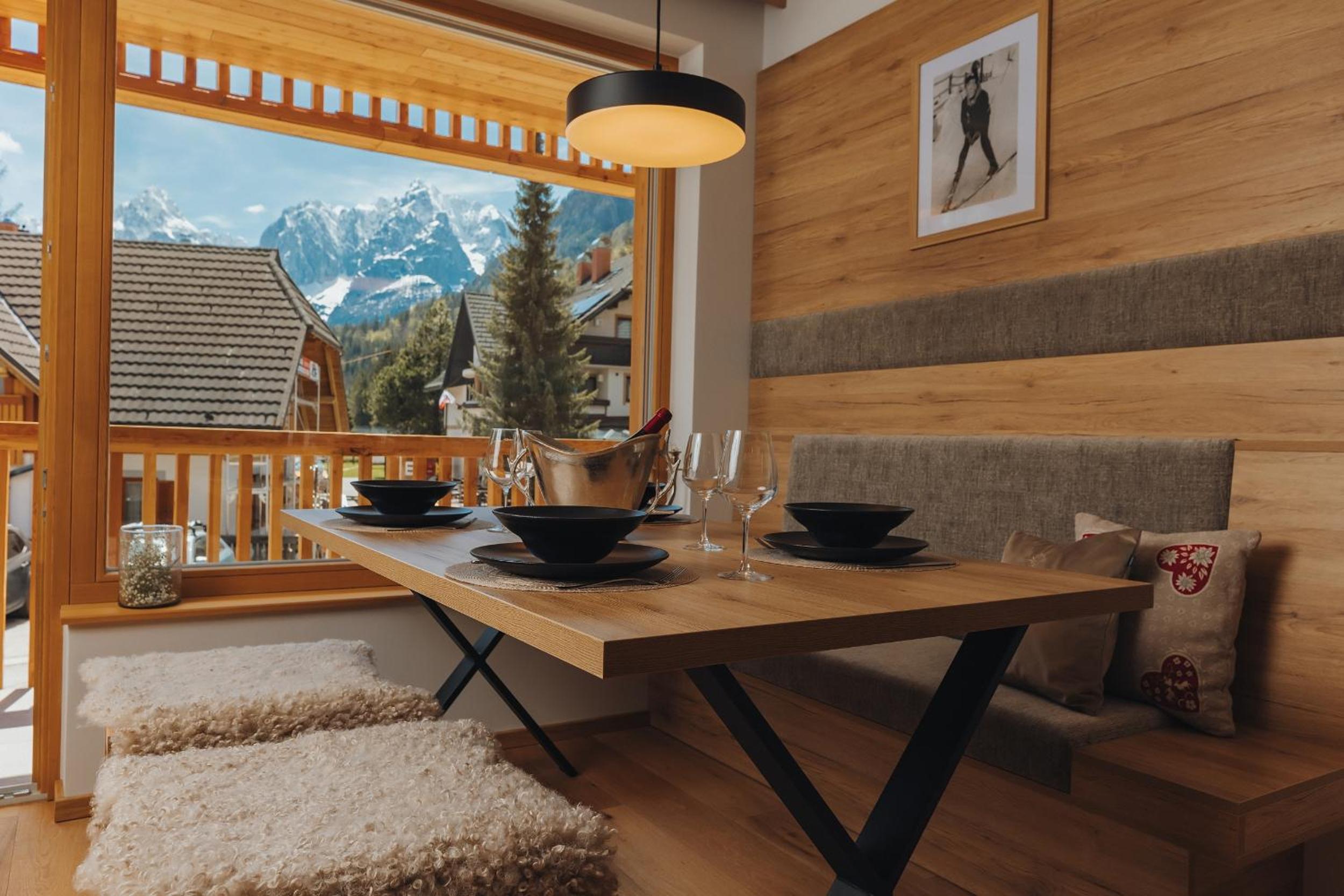Goldhorn Chalet SKI IN&OUT