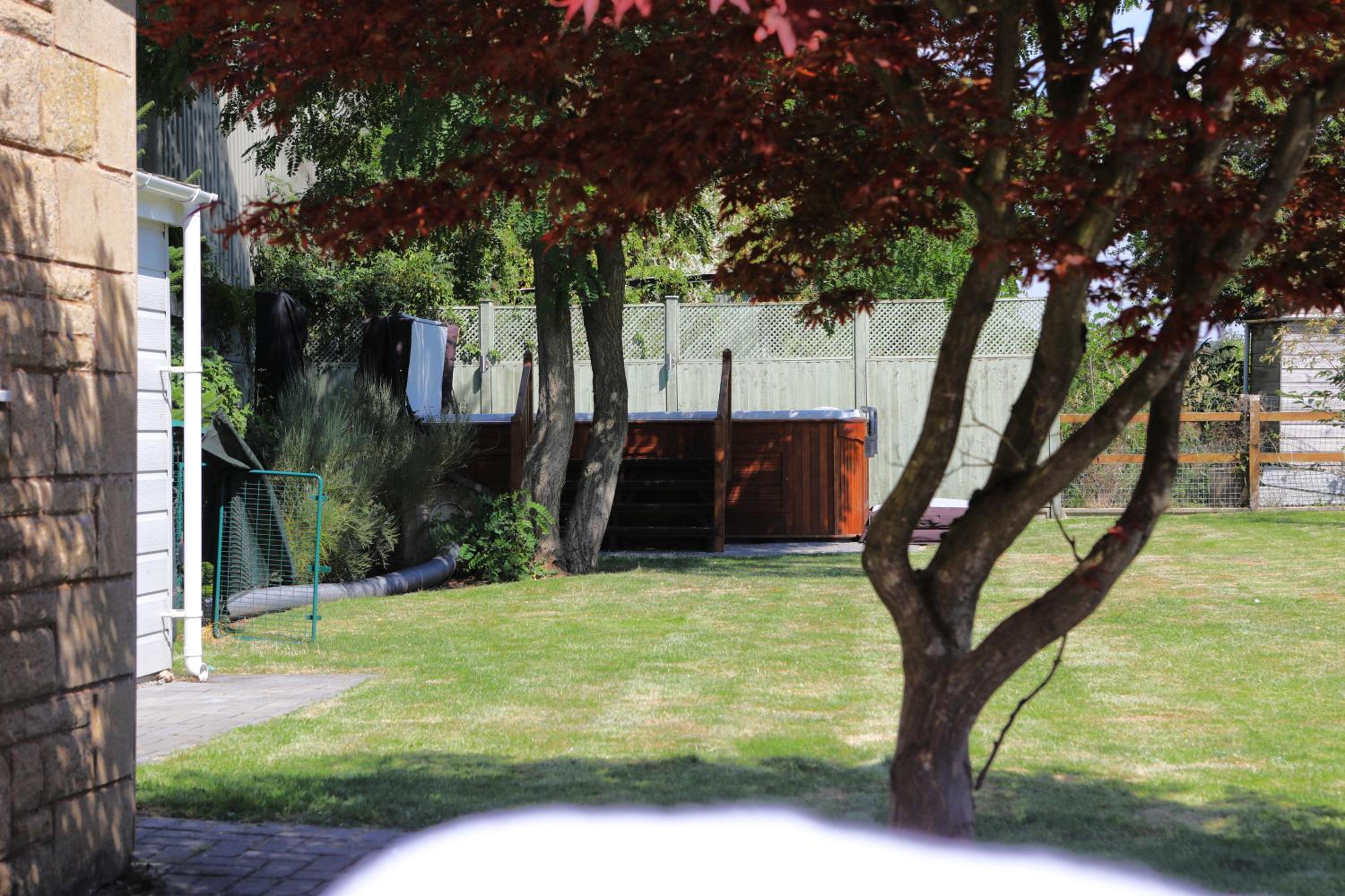 Photo 52