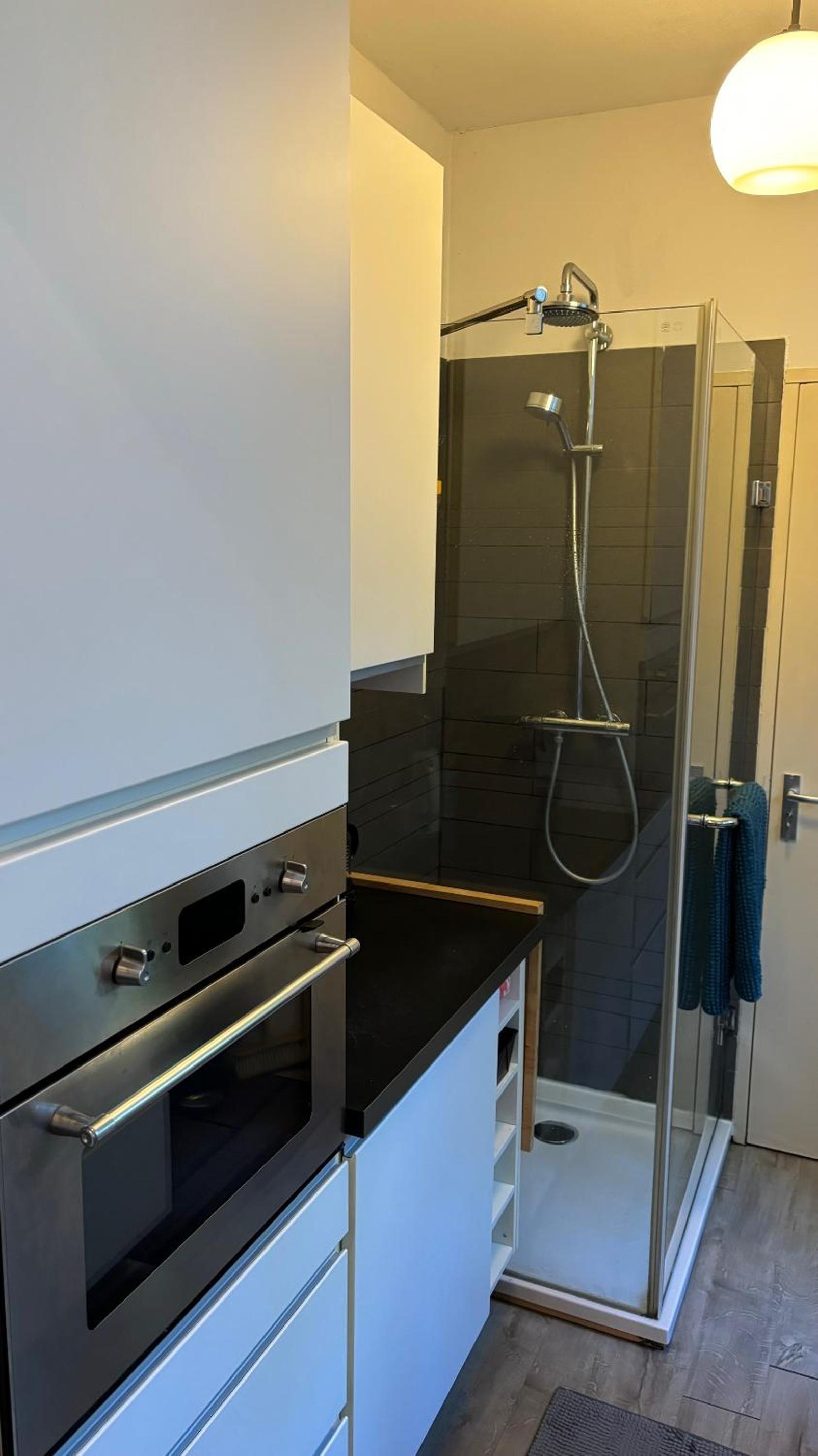 Your Space in Utrecht, private room with all facilities, living among the locals view 4