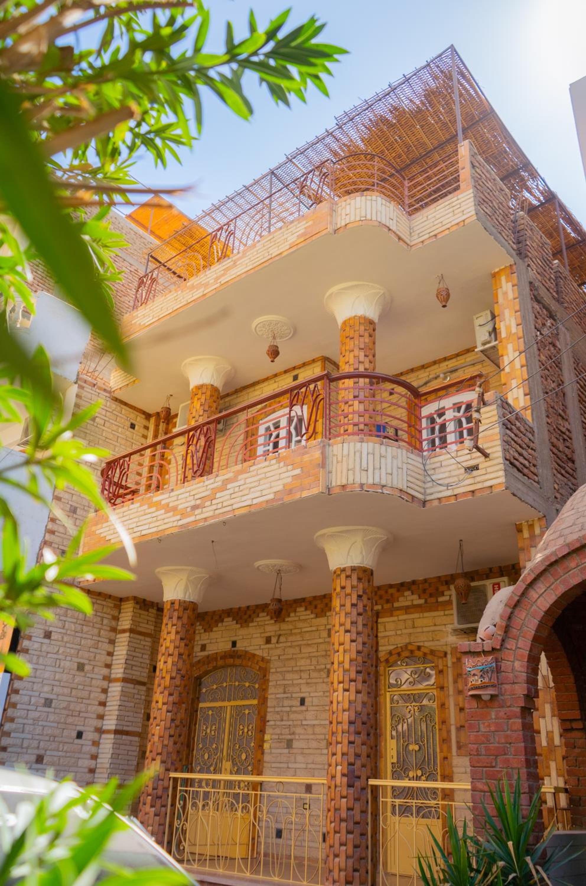 Akhenaten Apartments