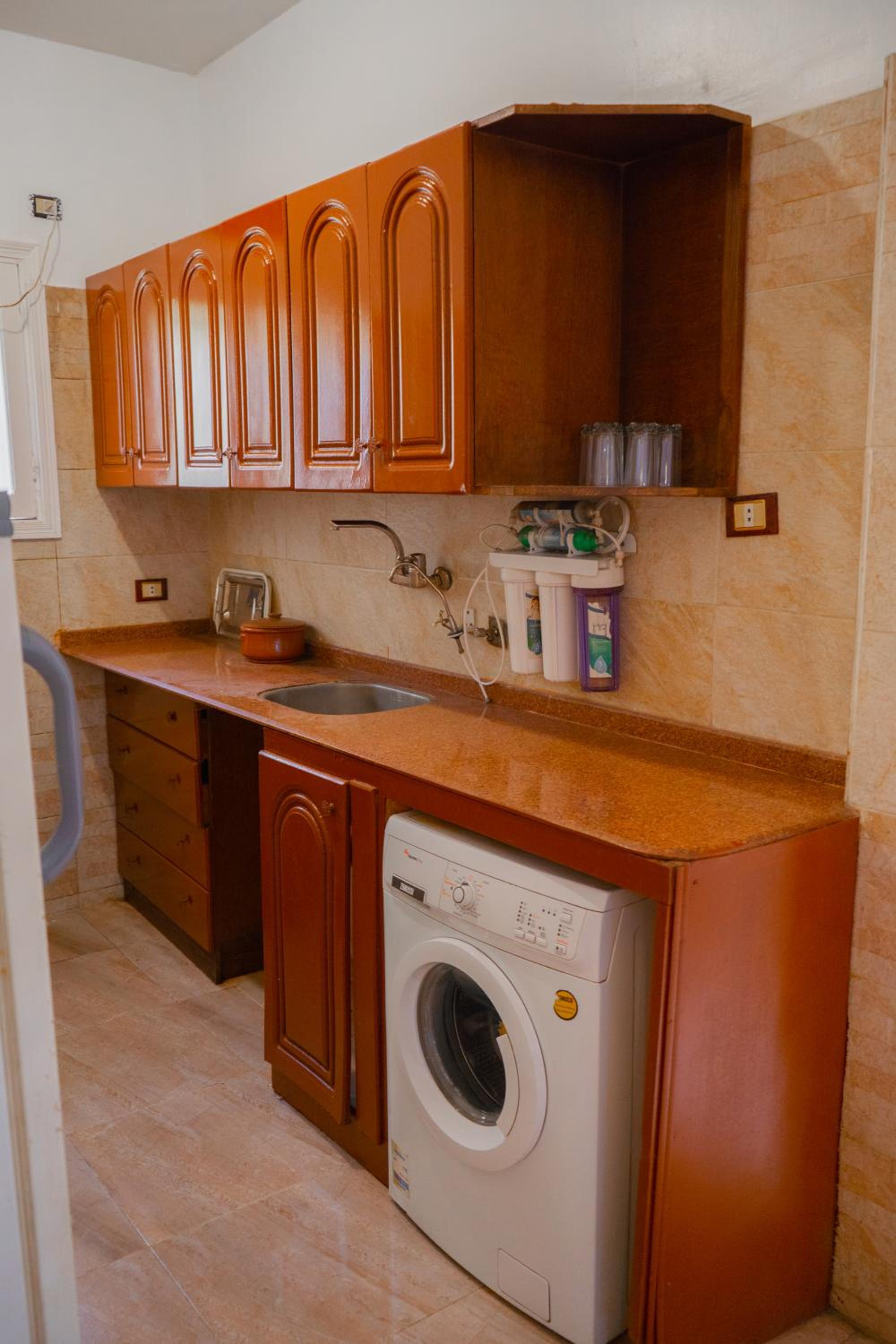 Akhenaten Apartments