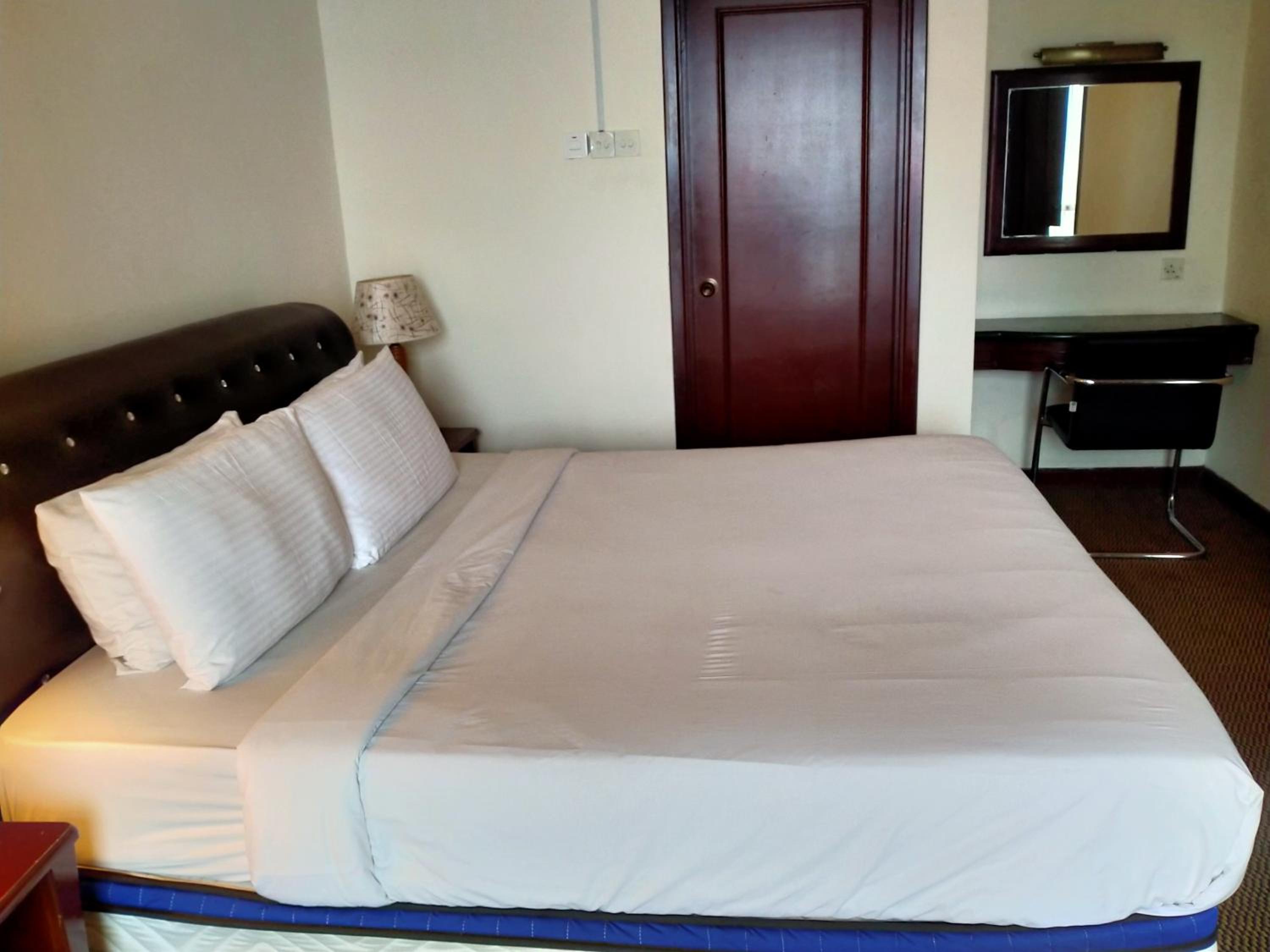 Grand Lumia Suite At Times Square By Imam