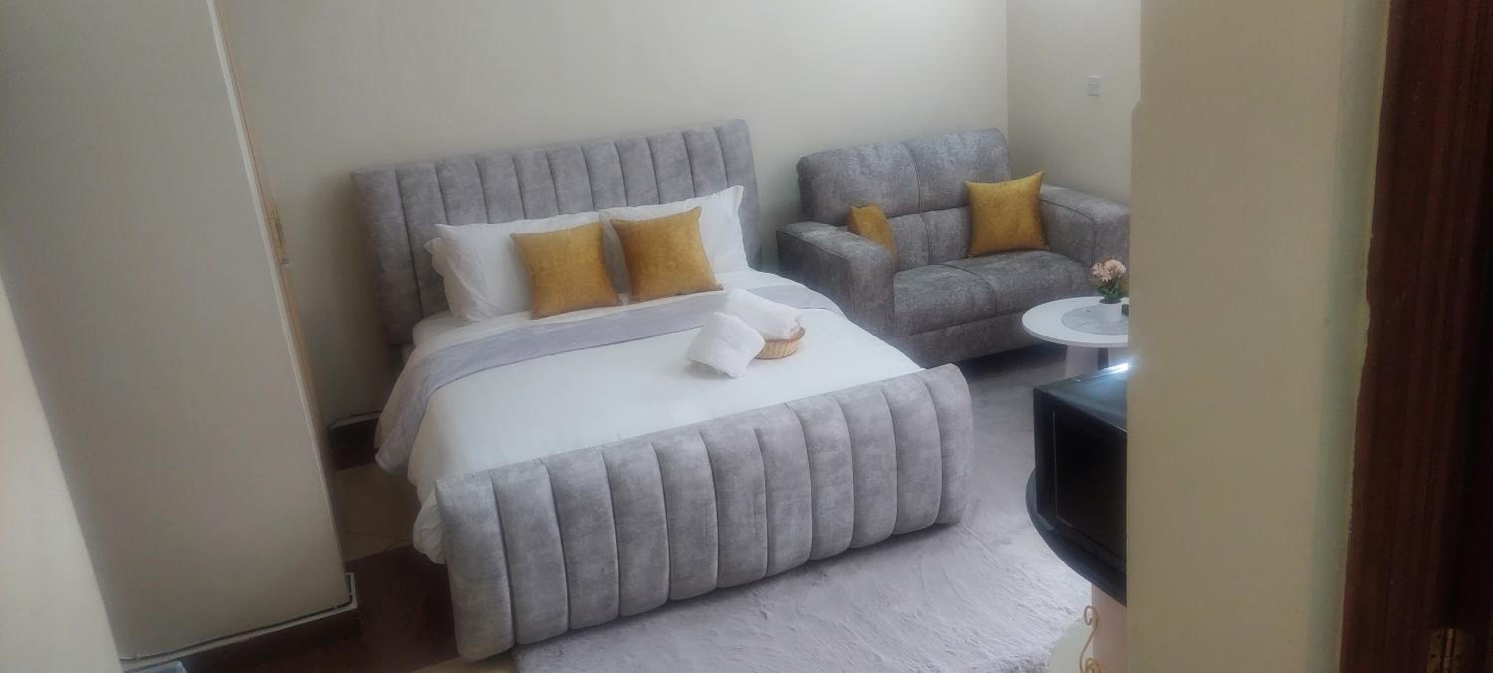 Kathryn's Cosy Homes view 4