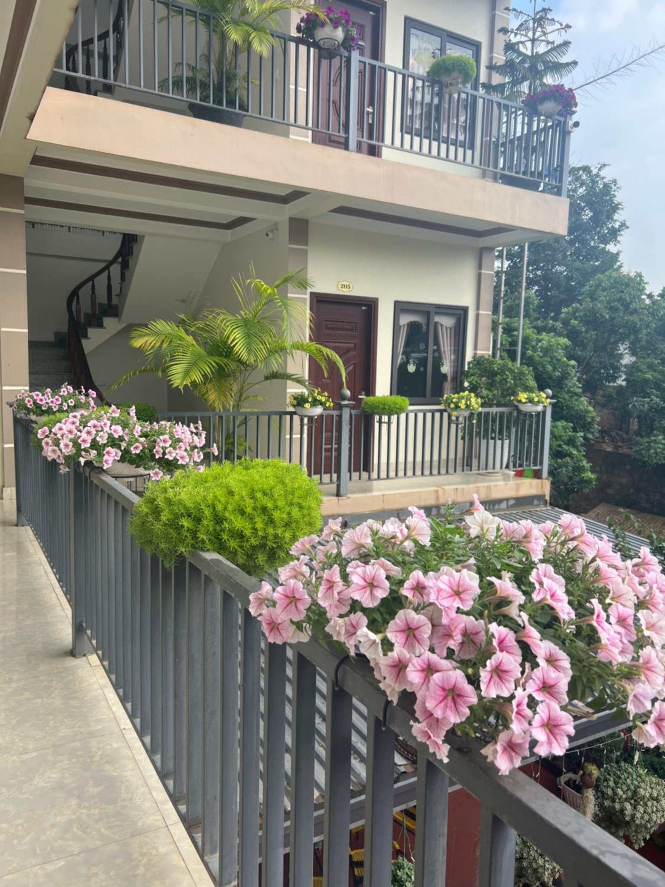 Nhà Nghỉ Ngọc Long view 3