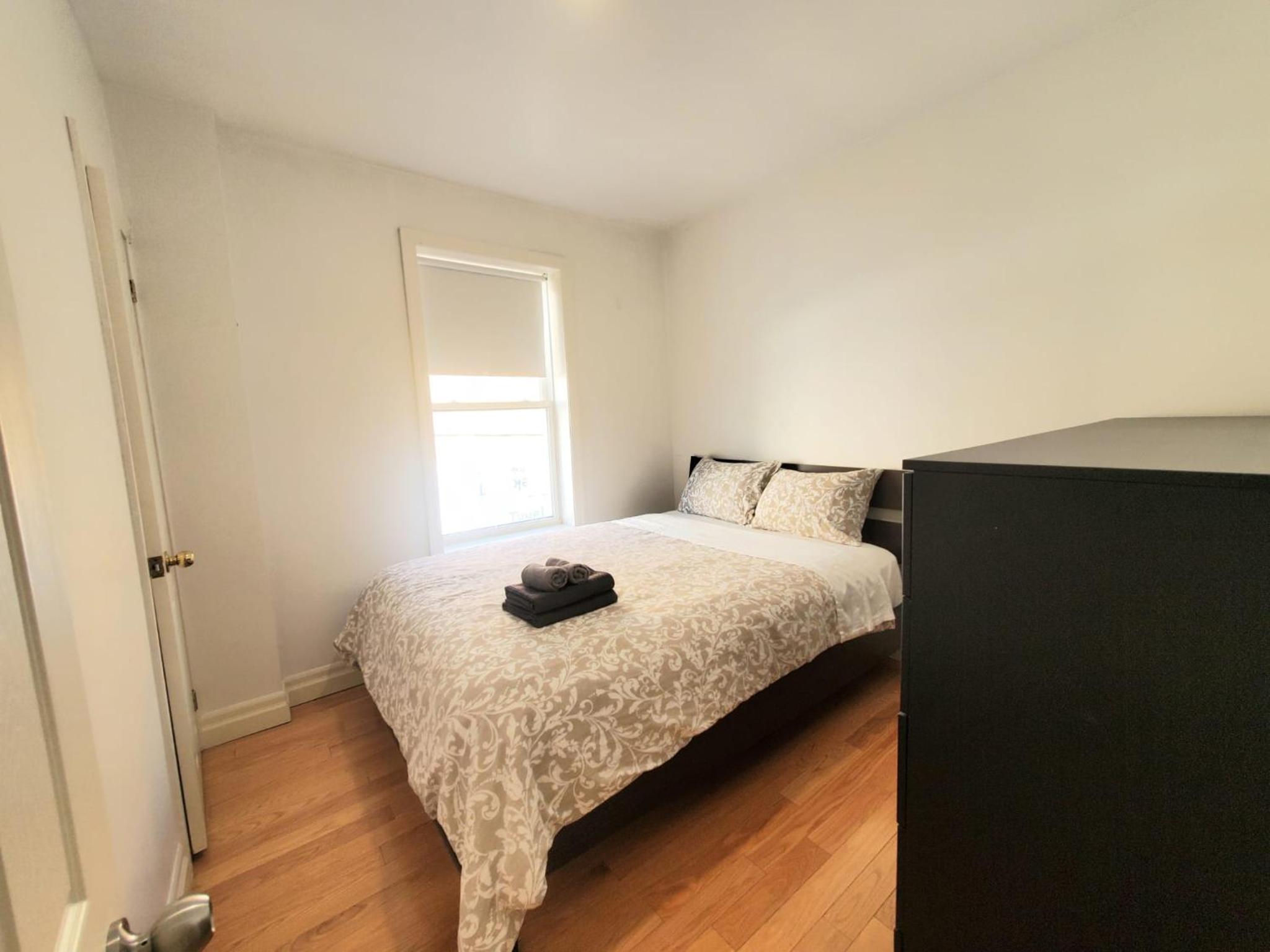 Trinity bellwood suites Downtown Toronto