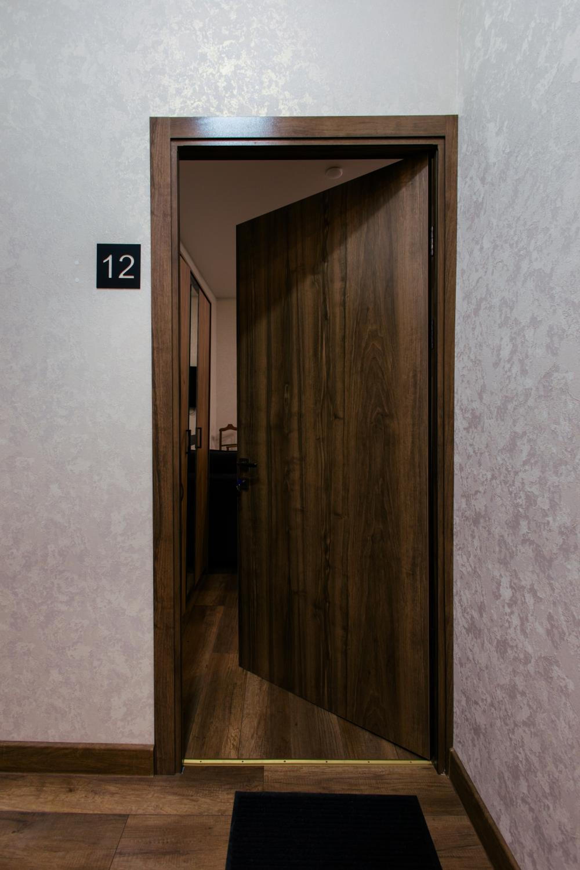 hotelise l Whiskey Apartment