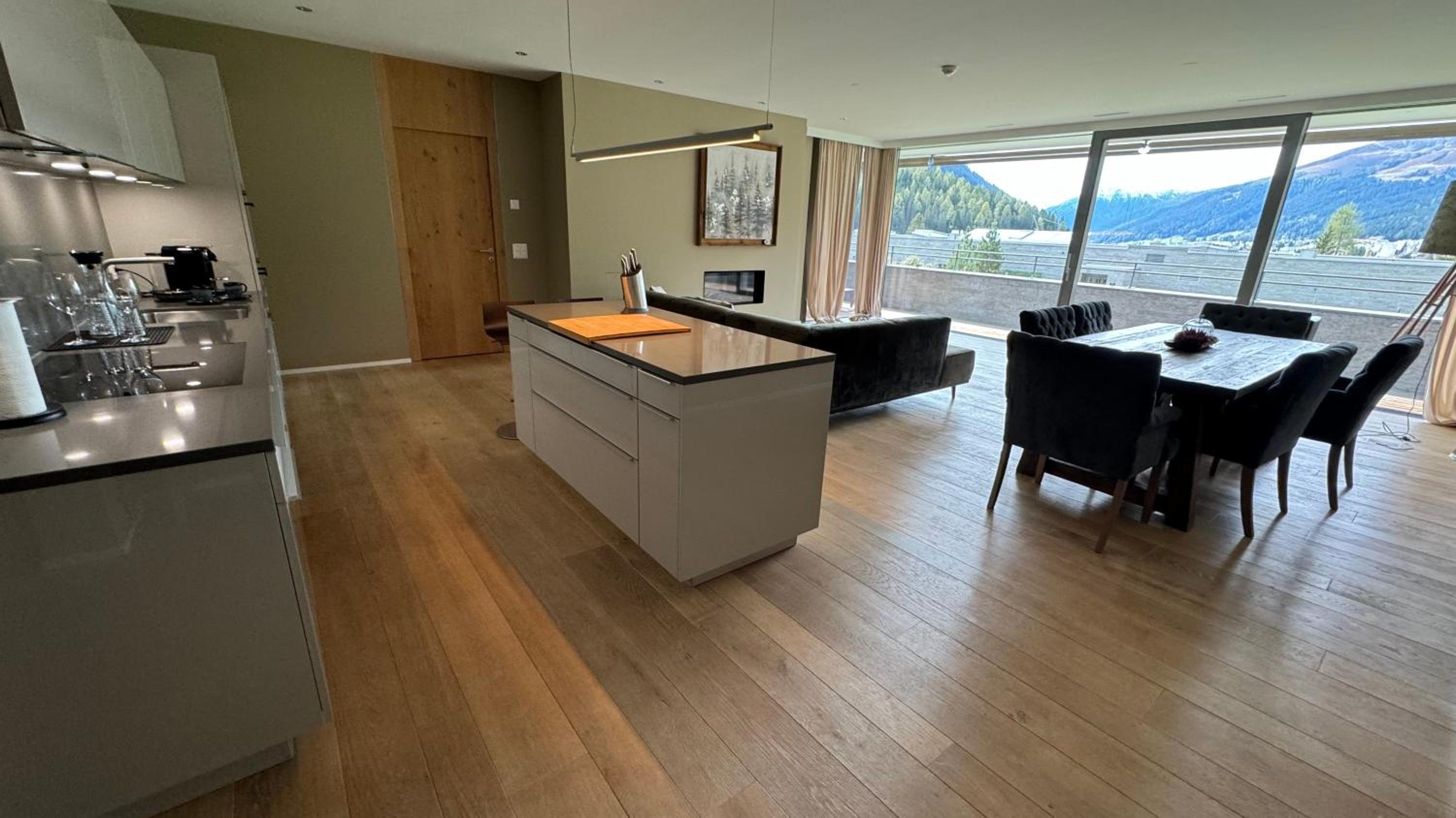 Alpine Luxury Apartment Davos with Spa Access to 5 Star Hotel