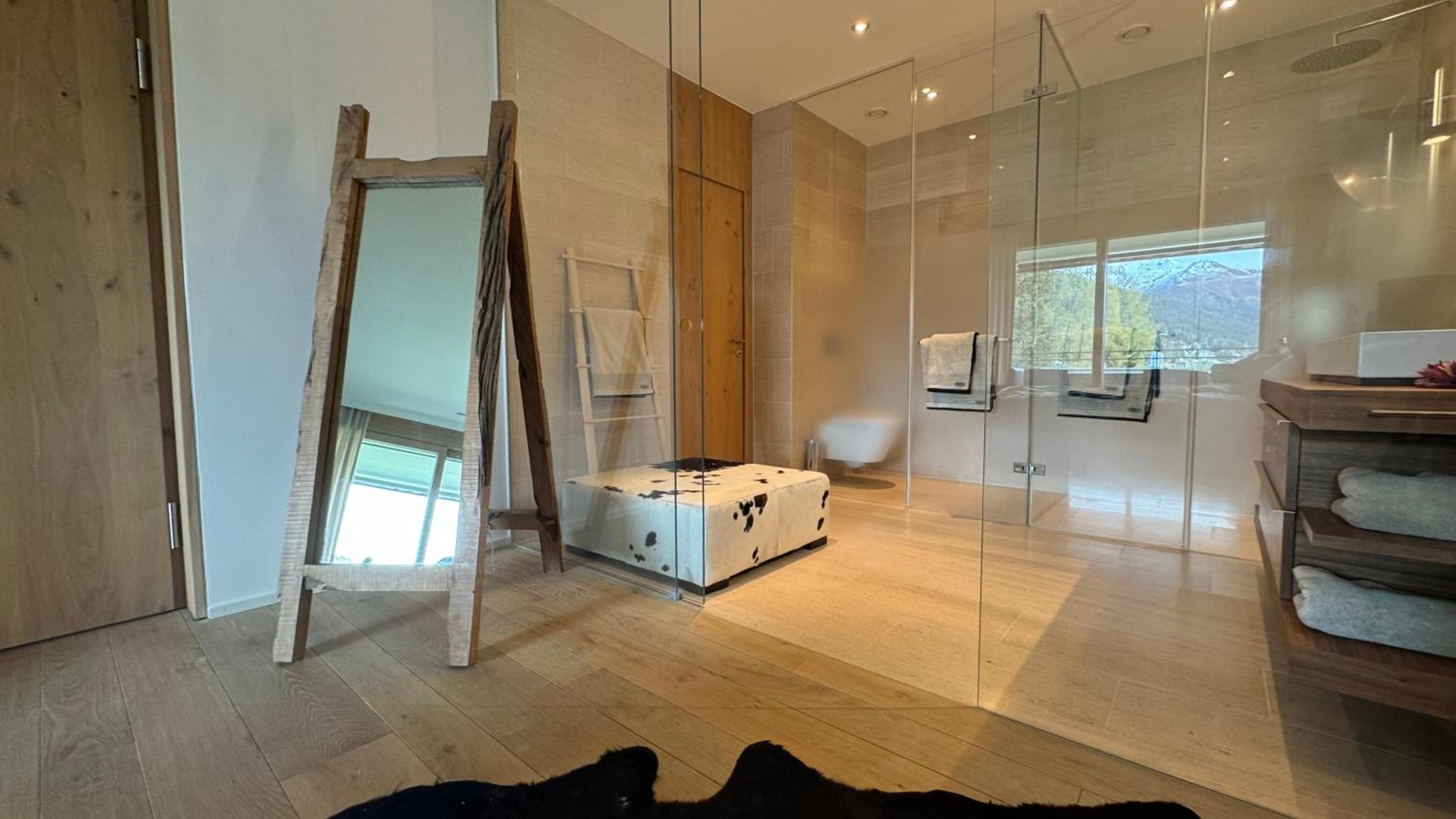 Alpine Luxury Apartment Davos with Spa Access to 5 Star Hotel