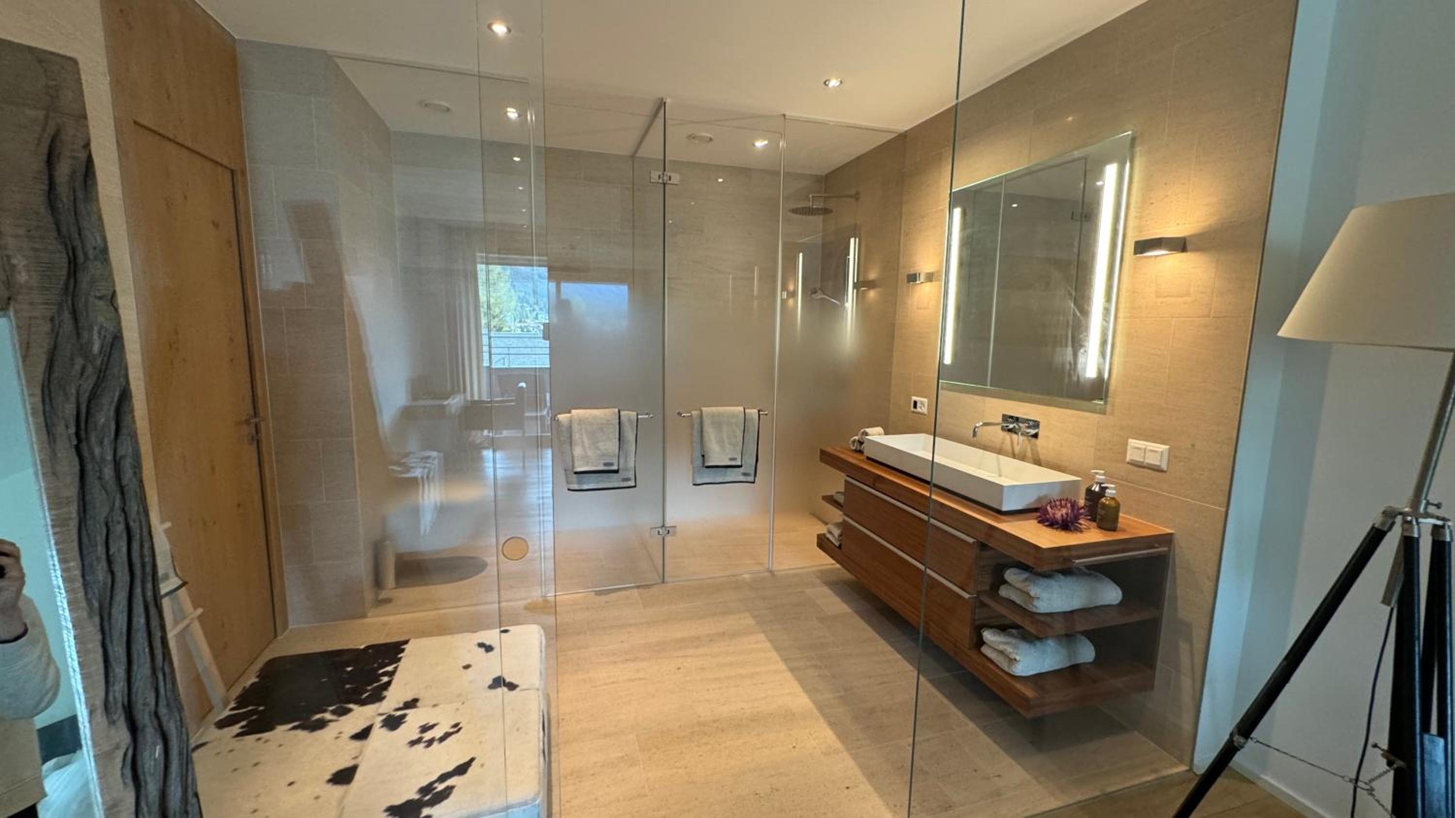 Alpine Luxury Apartment Davos with Spa Access to 5 Star Hotel