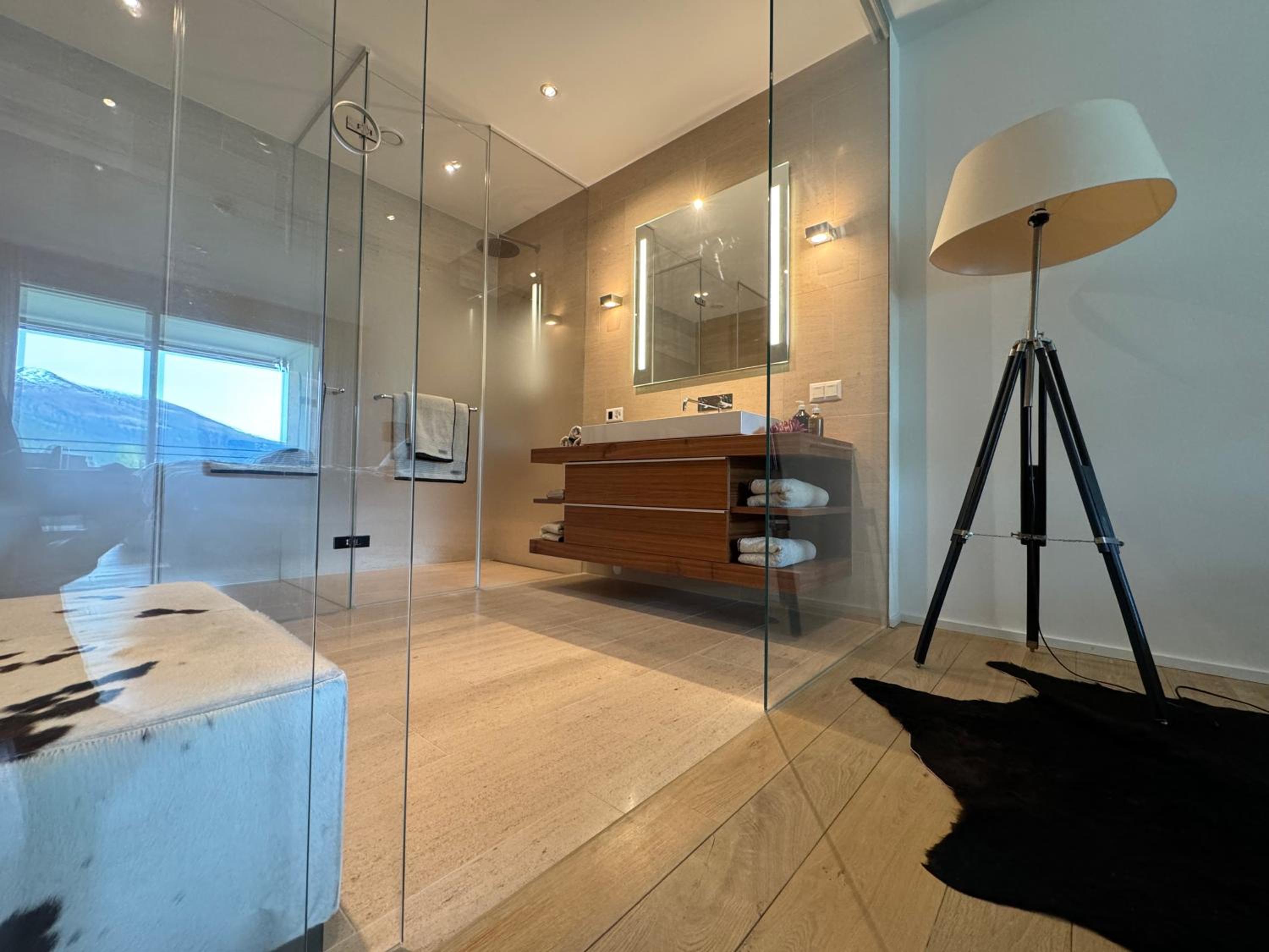 Alpine Luxury Apartment Davos with Spa Access to 5 Star Hotel