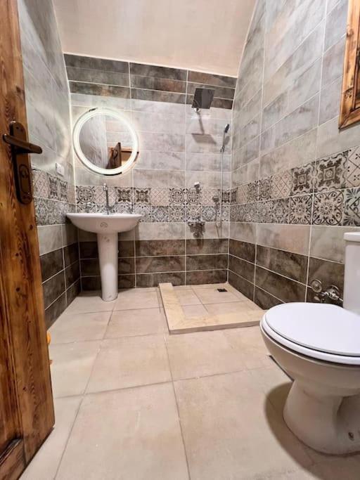 Komfortowy apartament na dachu w sercu miasta