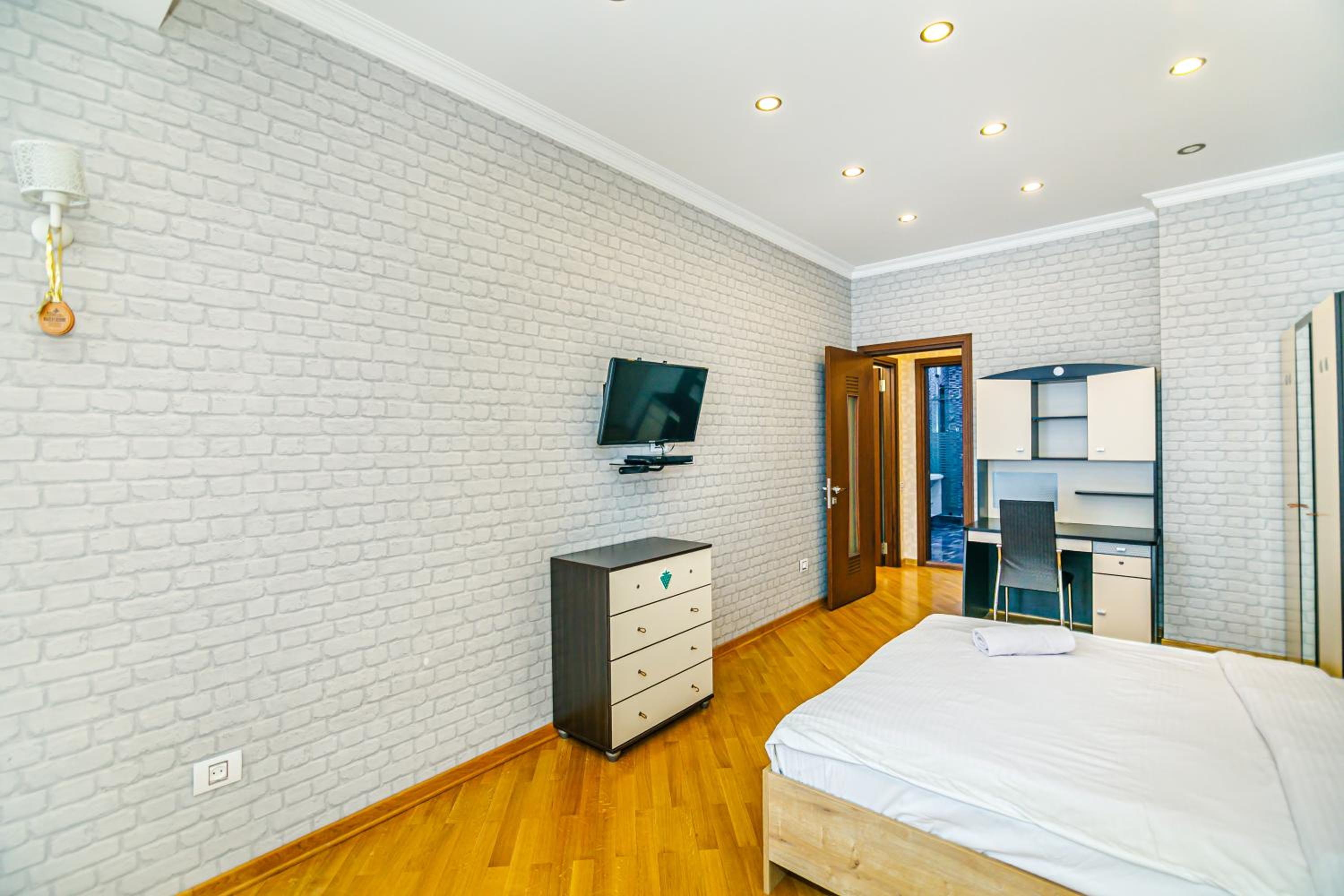 Piramida Plaza Luxury 4 bedroom