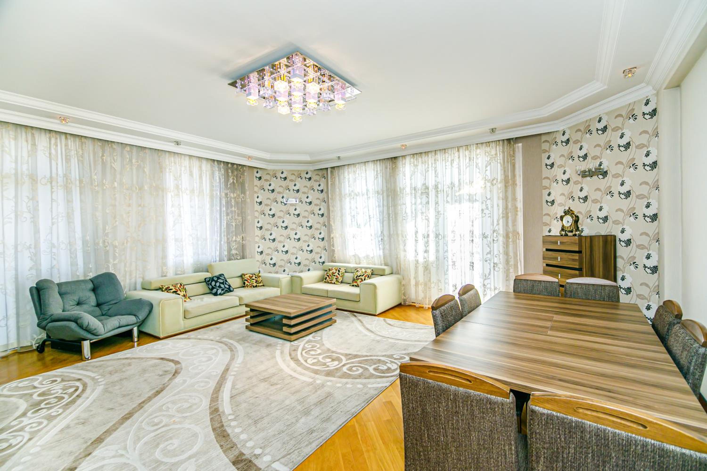 Piramida Plaza Luxury 4 bedroom