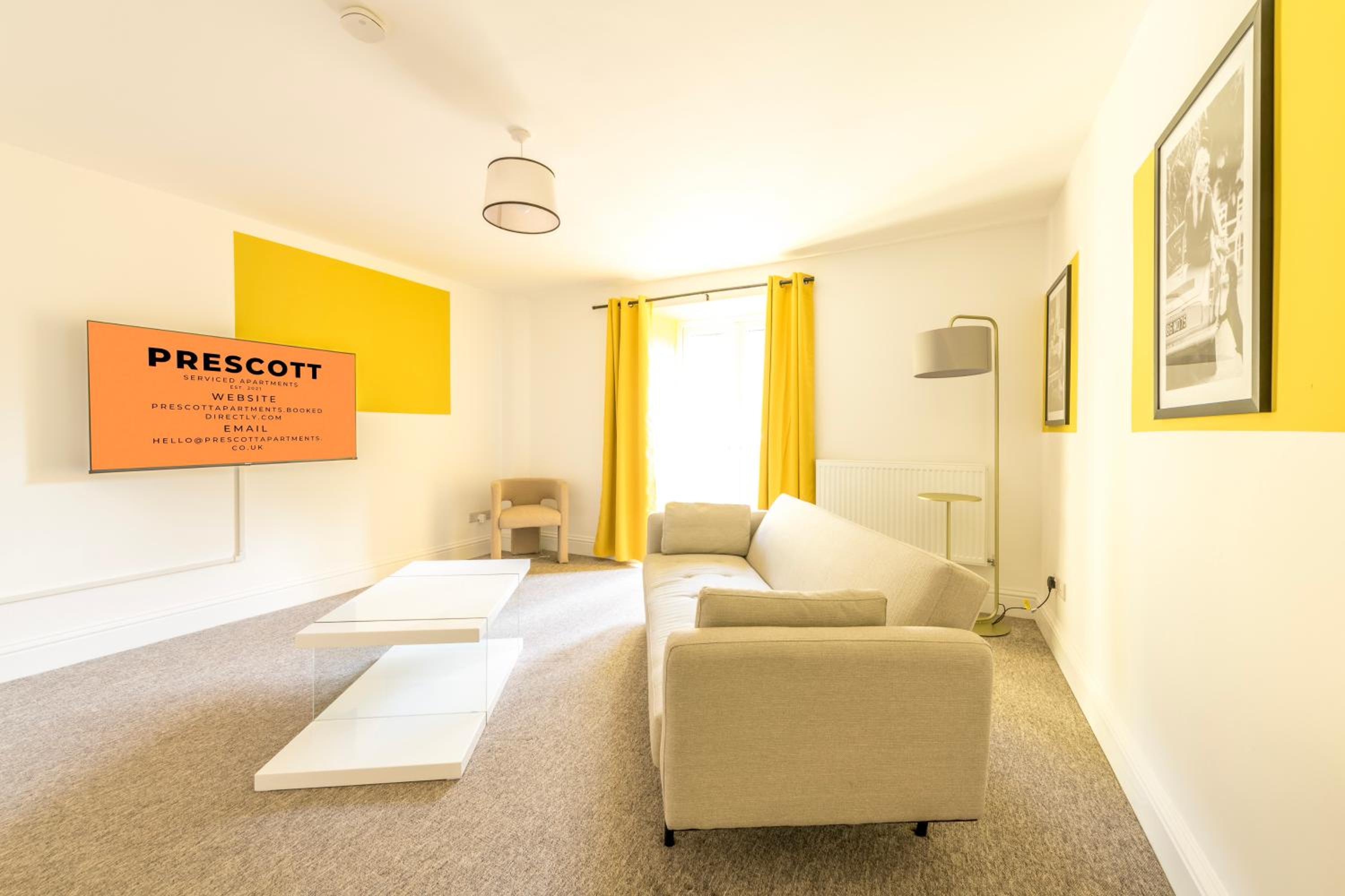 Modern Breakfast at Tiffany's with FREE PARKING by Prescott Apartments view 2