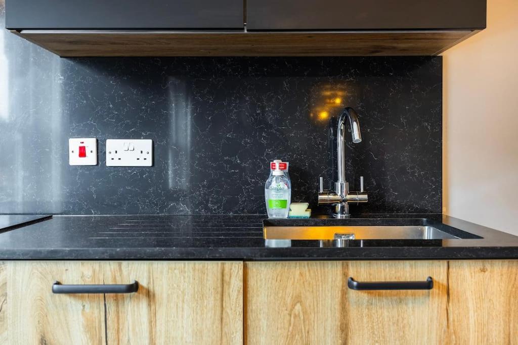 Cosy Modern Studio In The Heart Of Balham