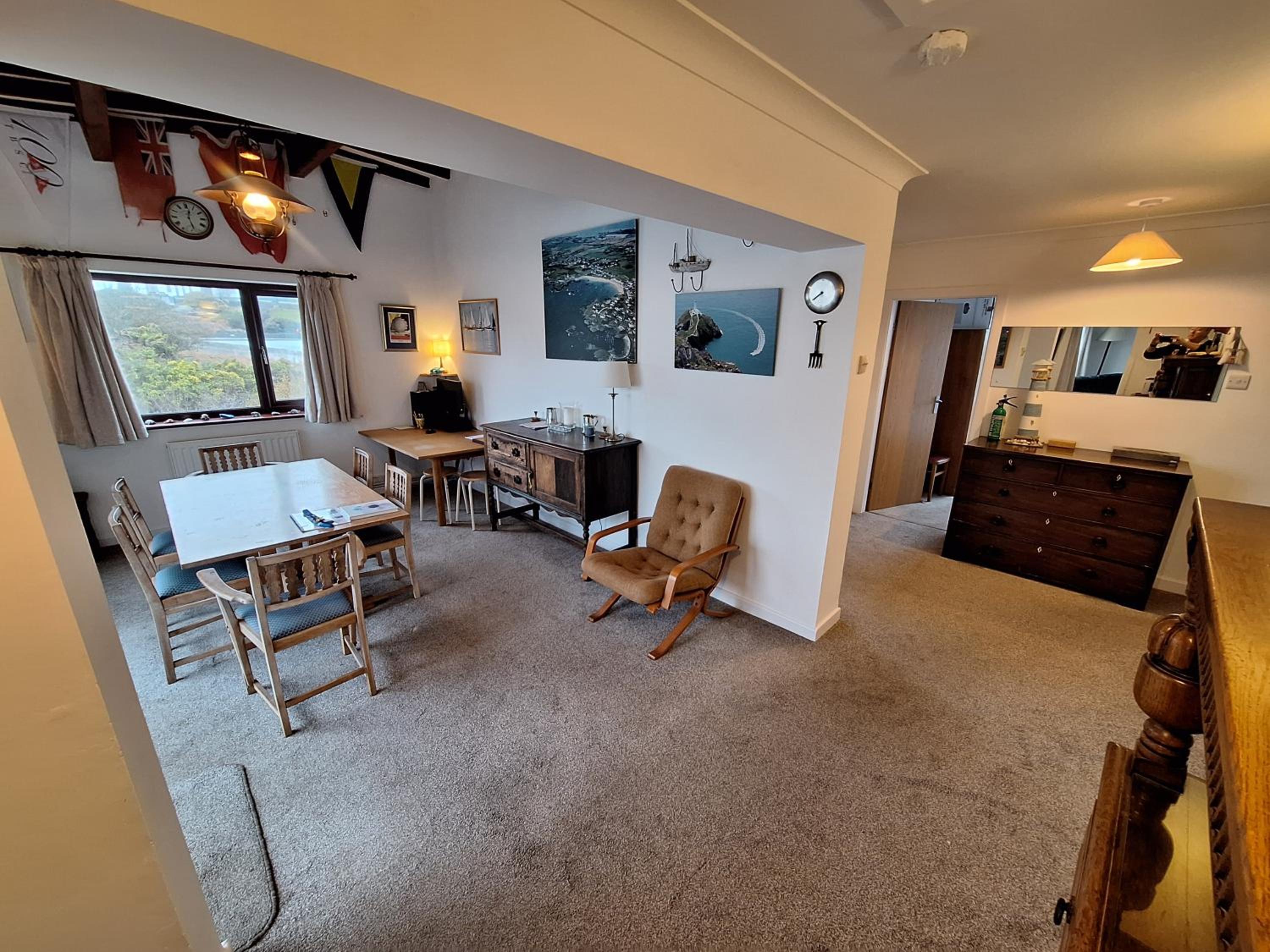 Tyr-yr-craig Cottage to rent view 3