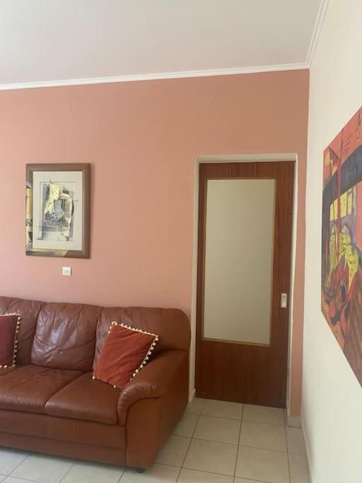 Sandras apartment