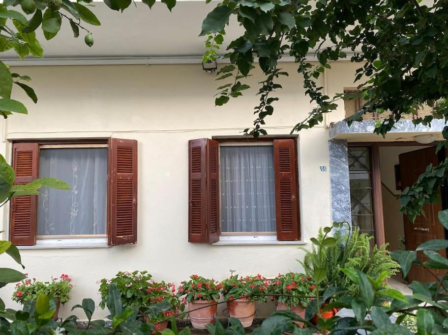 Sandras apartment