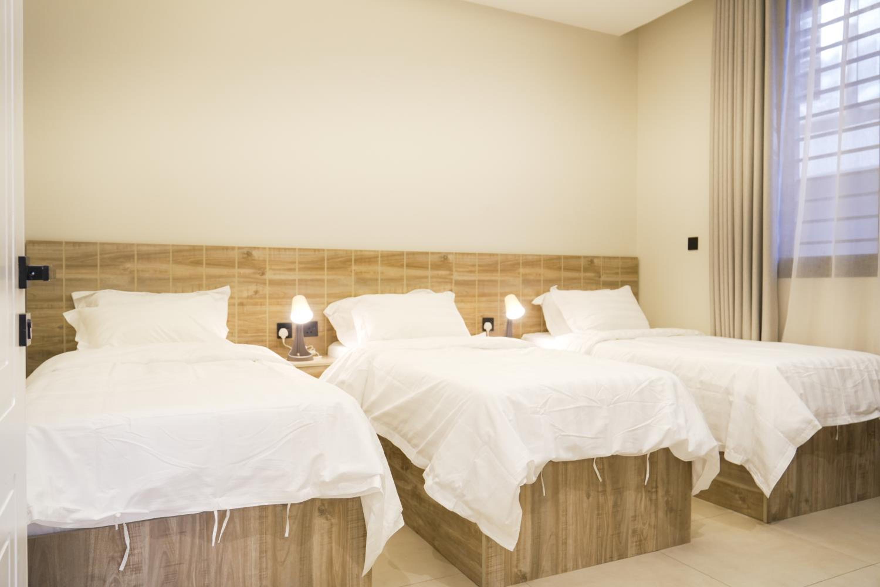 Luxury Apartment in Al Yasmin