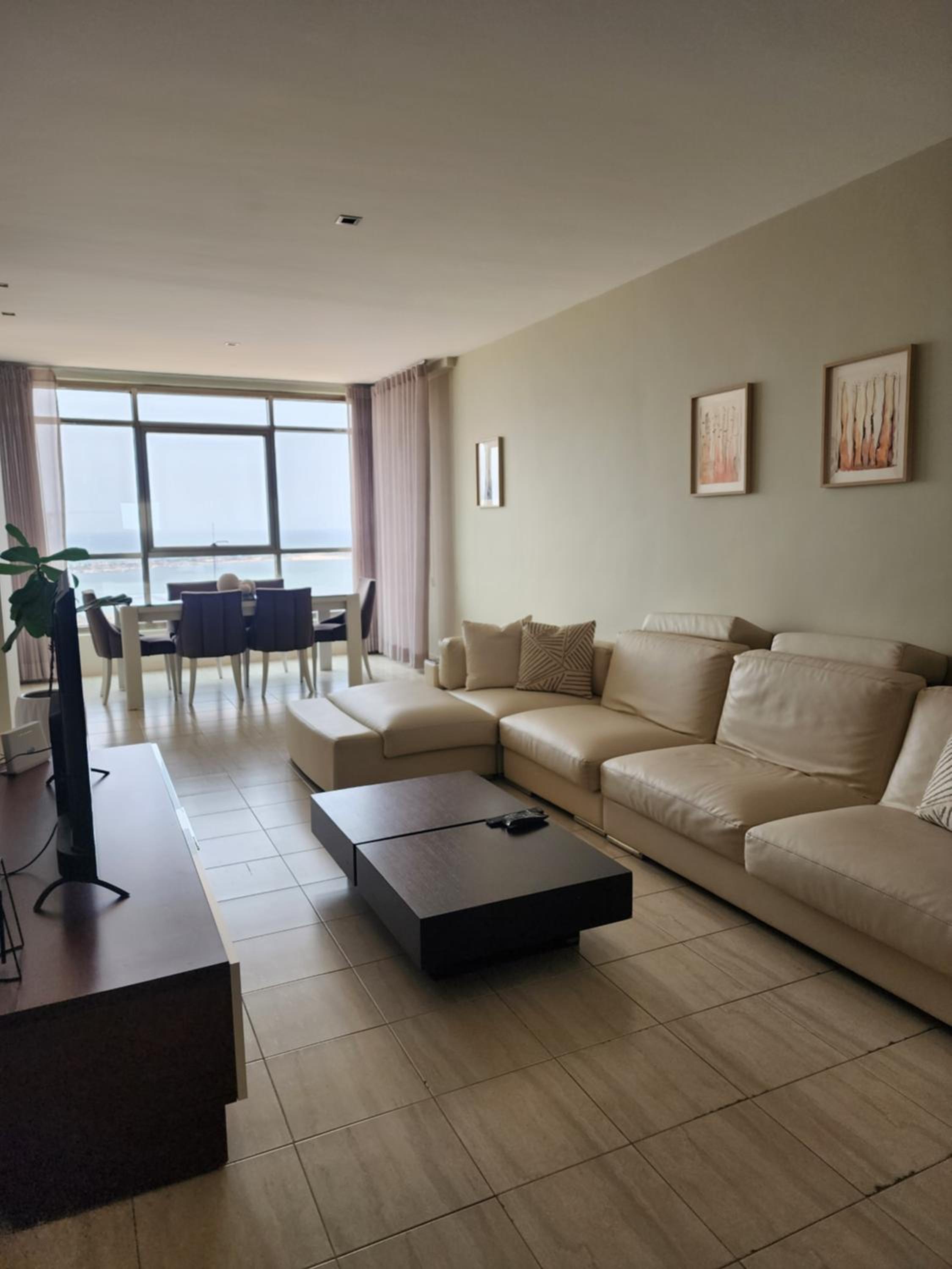 Apartamento com Vista para a Baía de Luanda