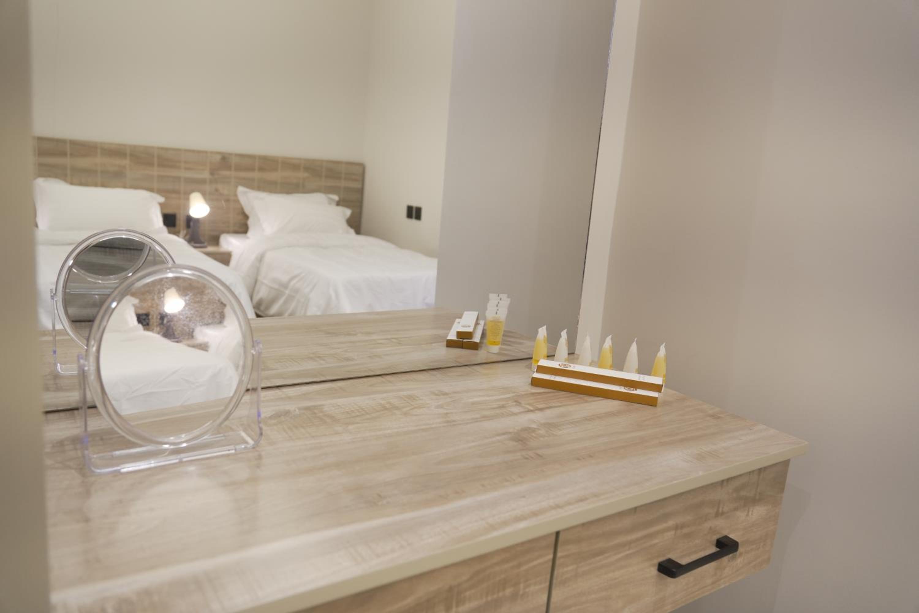 Luxury Apartment in Al Yasmin