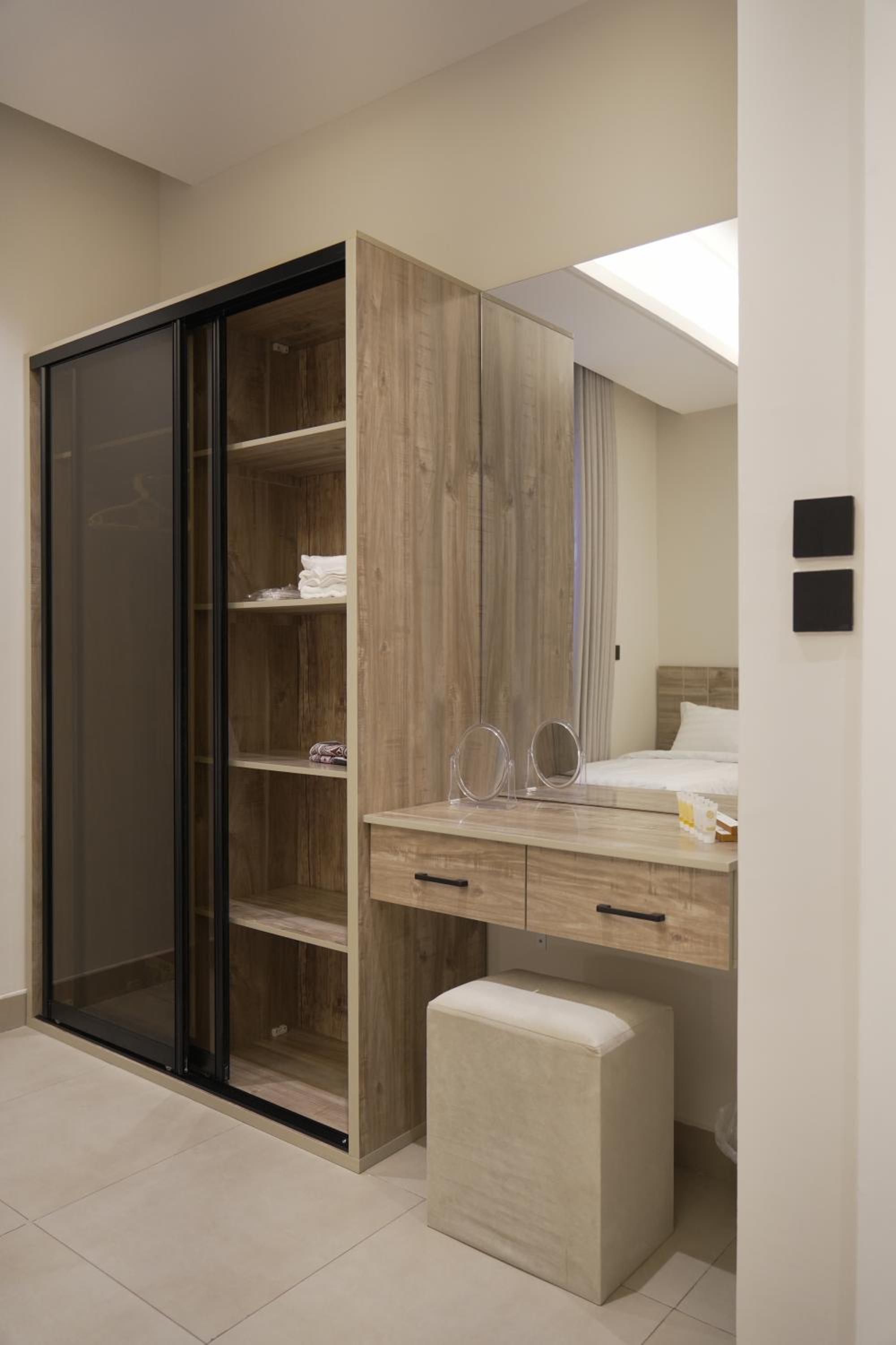 Luxury Apartment in Al Yasmin
