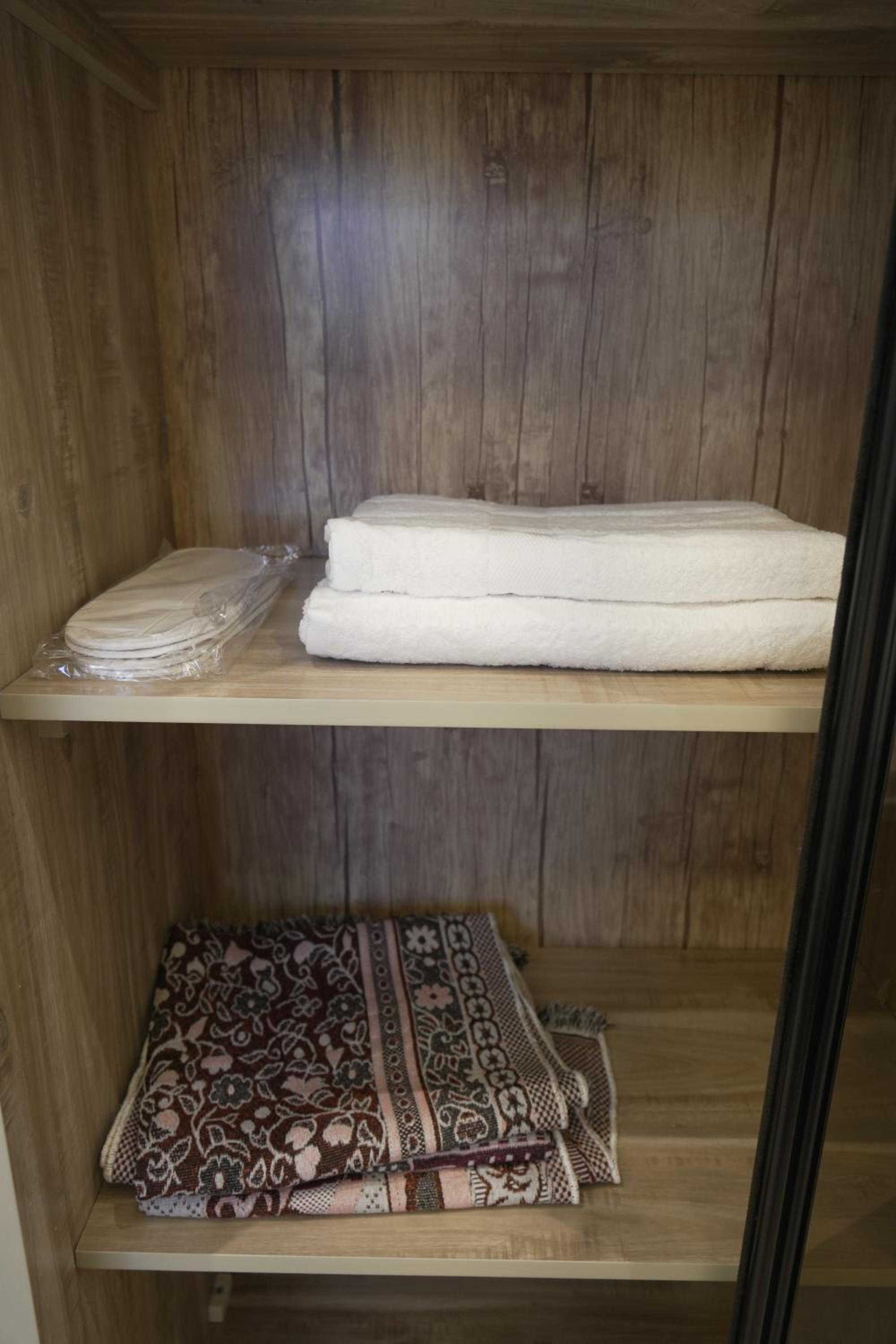 Luxury Apartment in Al Yasmin