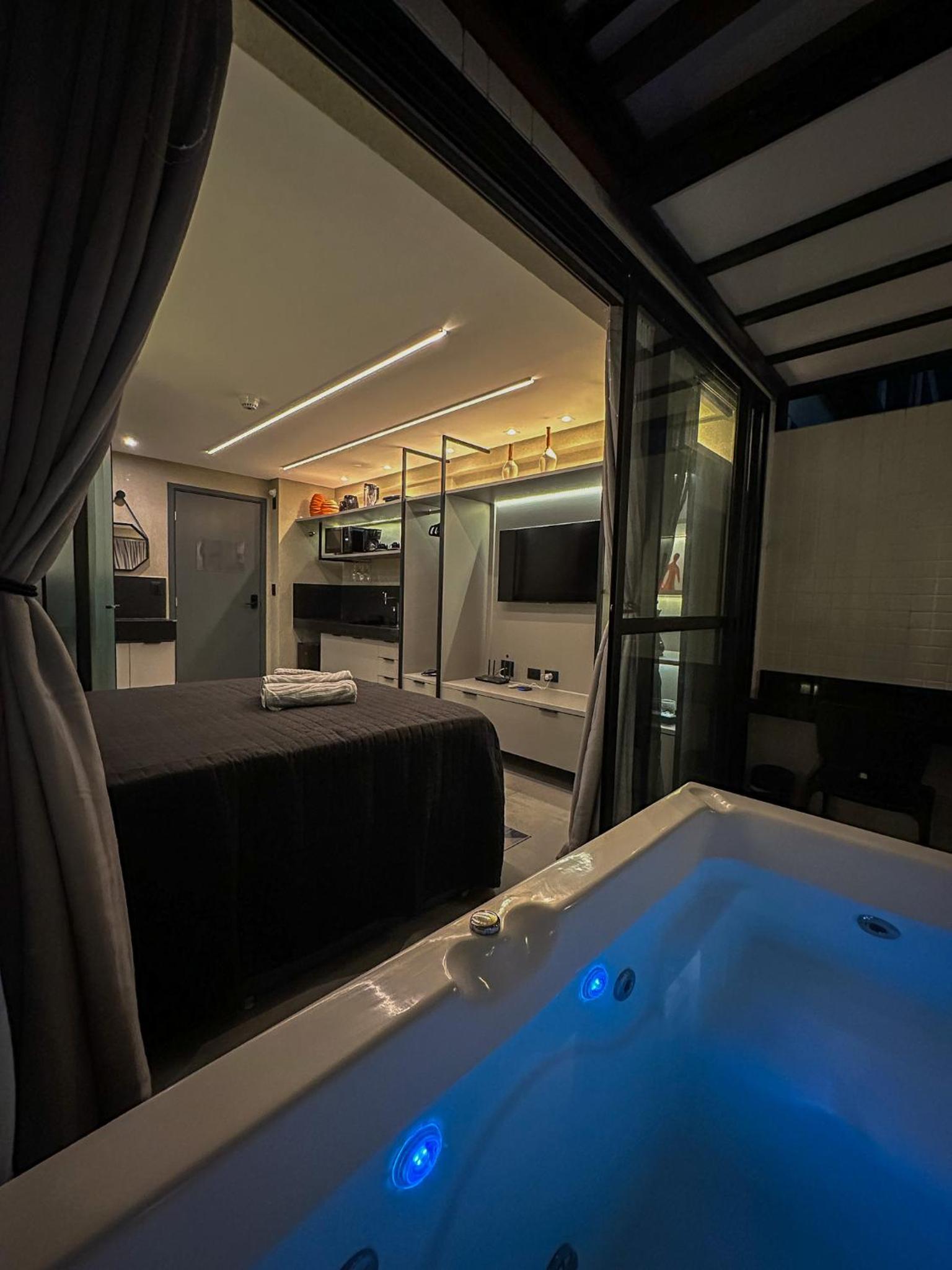 Flat 118 com Hidromassagem - get by side