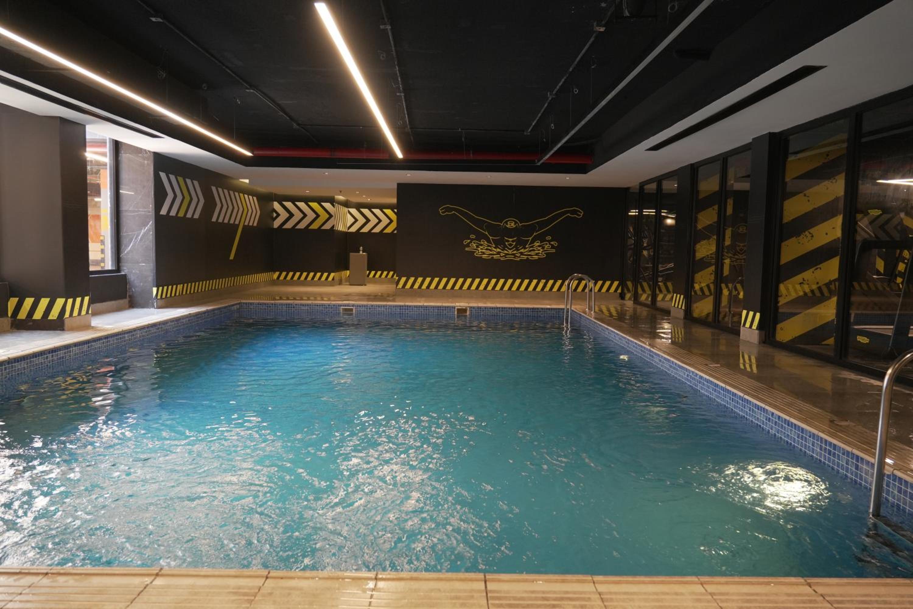 Luxury Apartment in Al Yasmin
