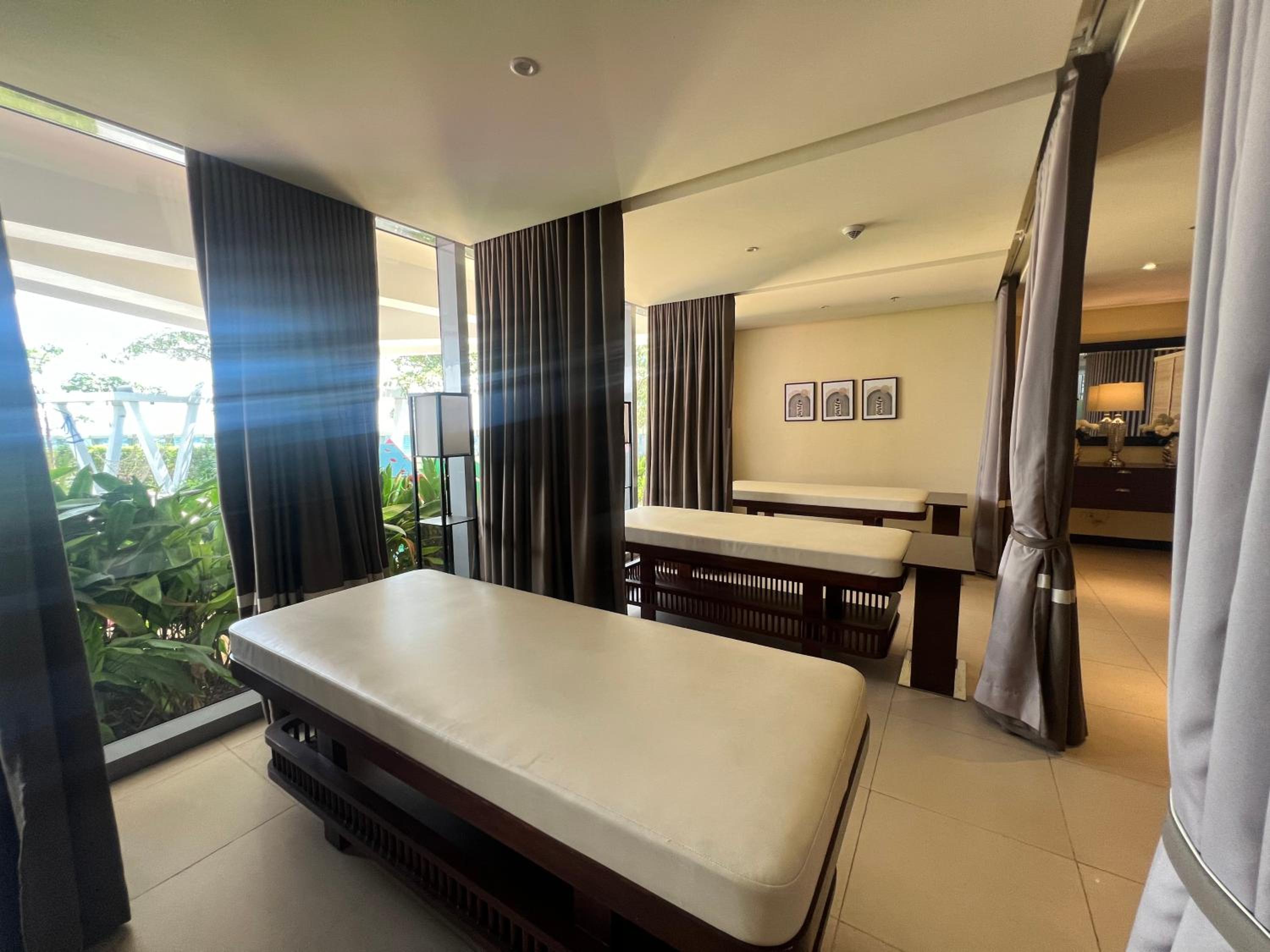 Eastwood Global Plaza Luxury Residences