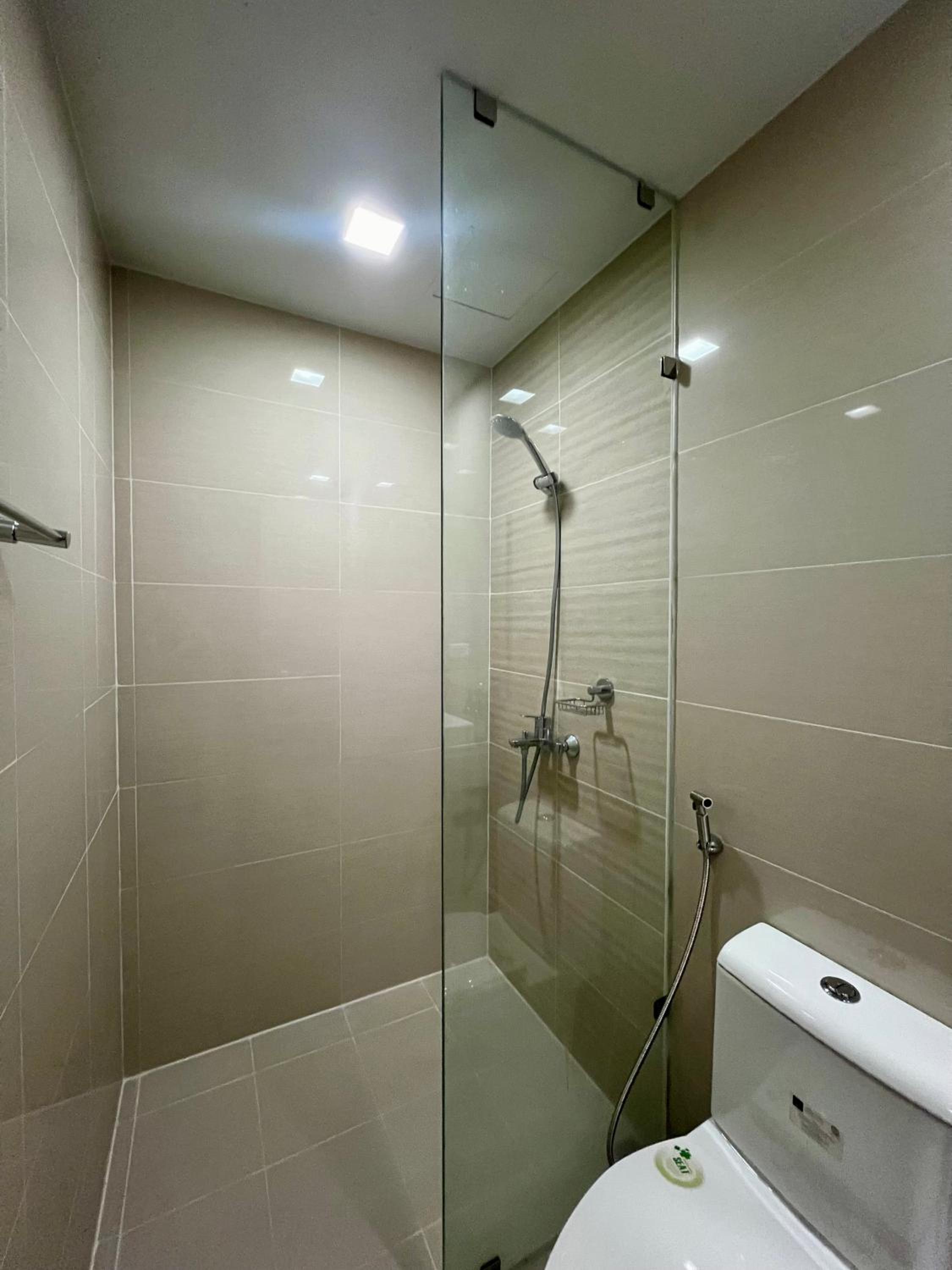 Eastwood Global Plaza Luxury Residences