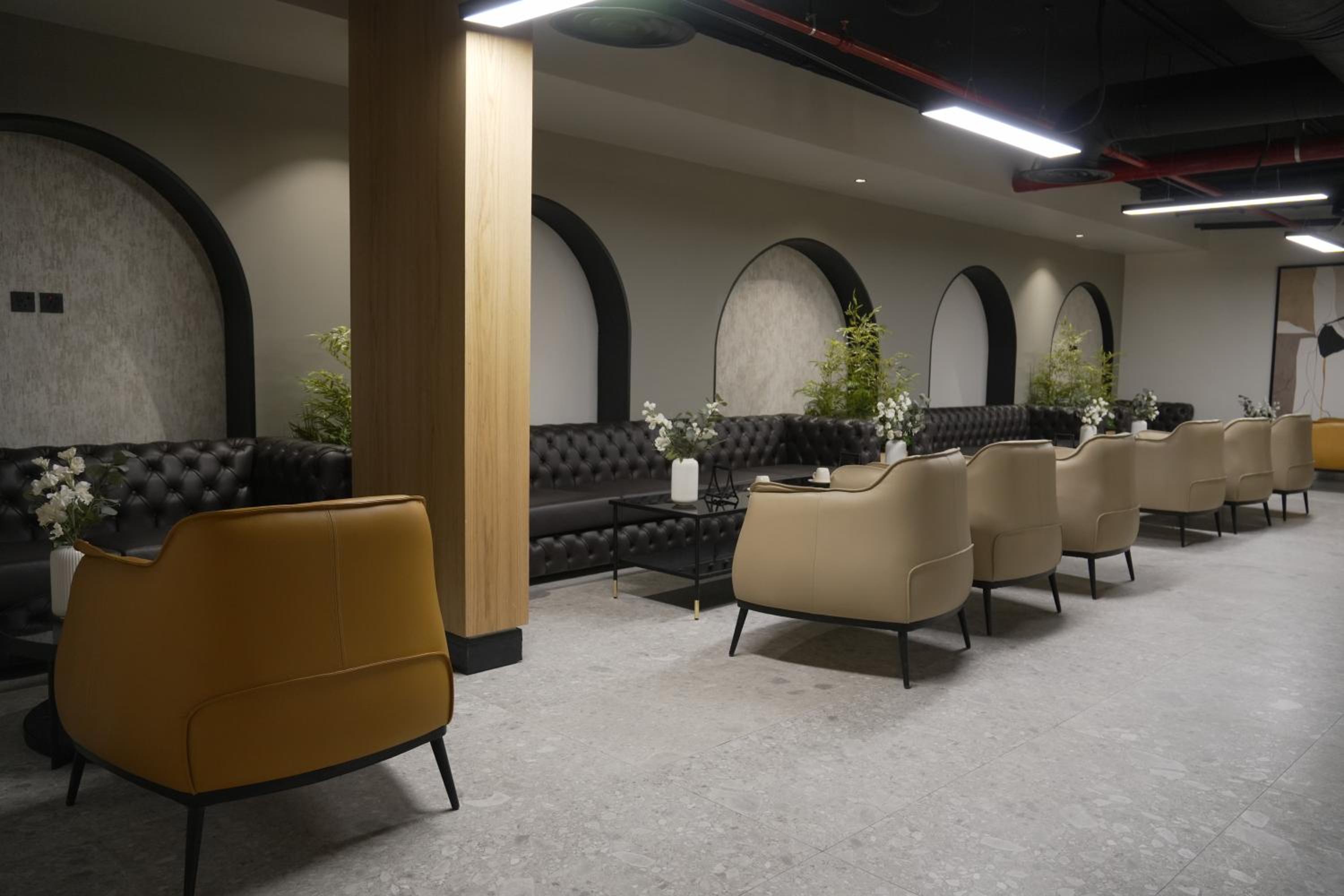Luxury Apartment in Al Yasmin