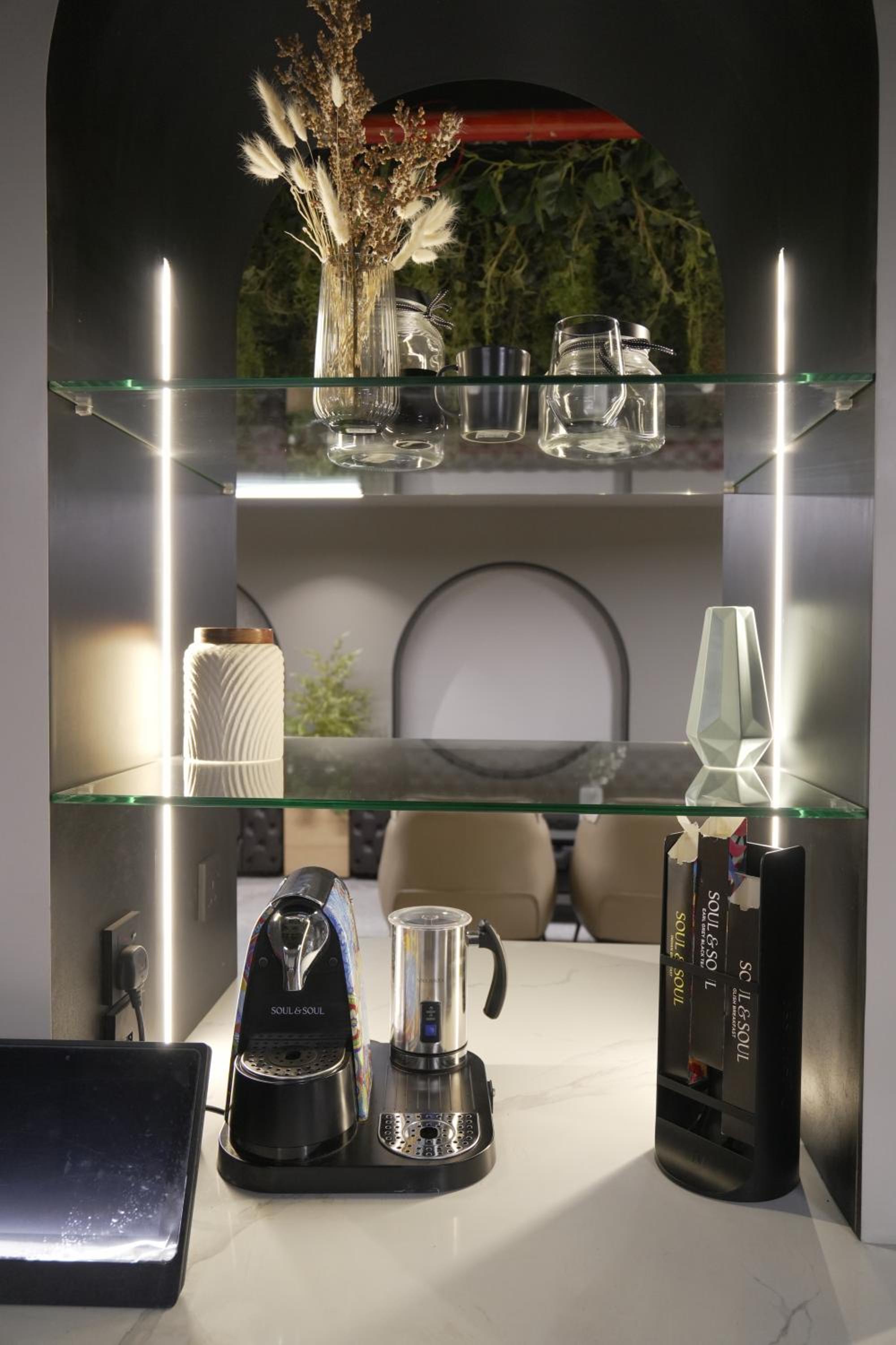 Luxury Apartment in Al Yasmin