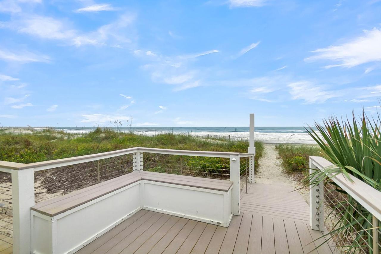 5BR Custom Beach House ON THE BEACH Wedding Venue view 4