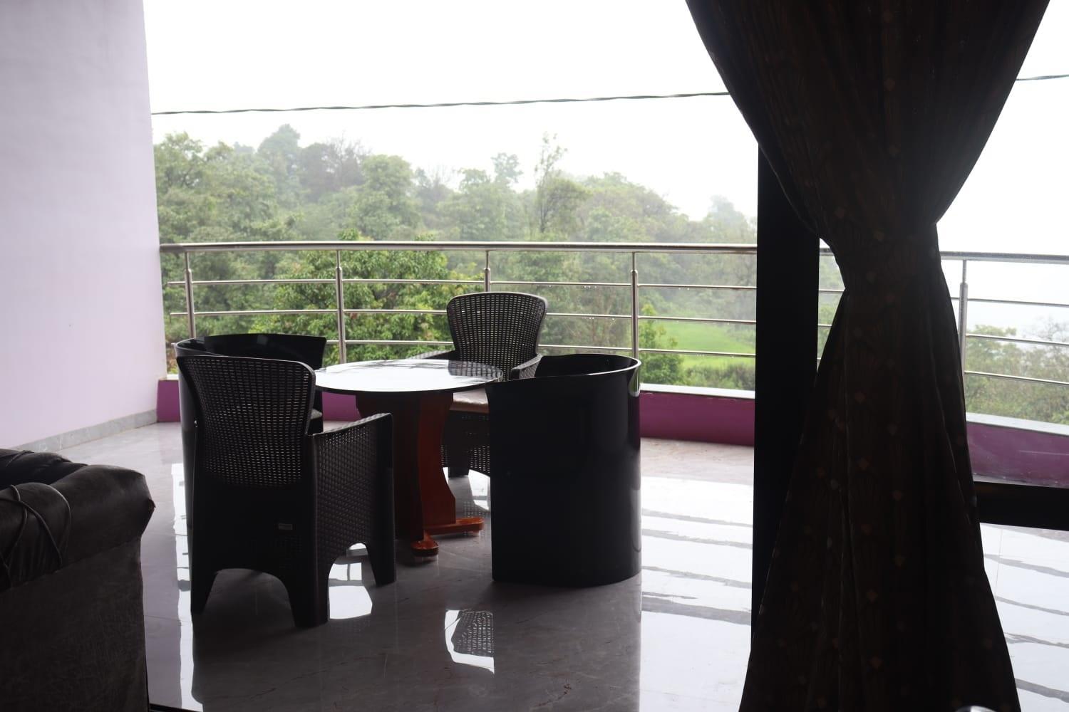 Vista Hill Villa Mahabaleshwar