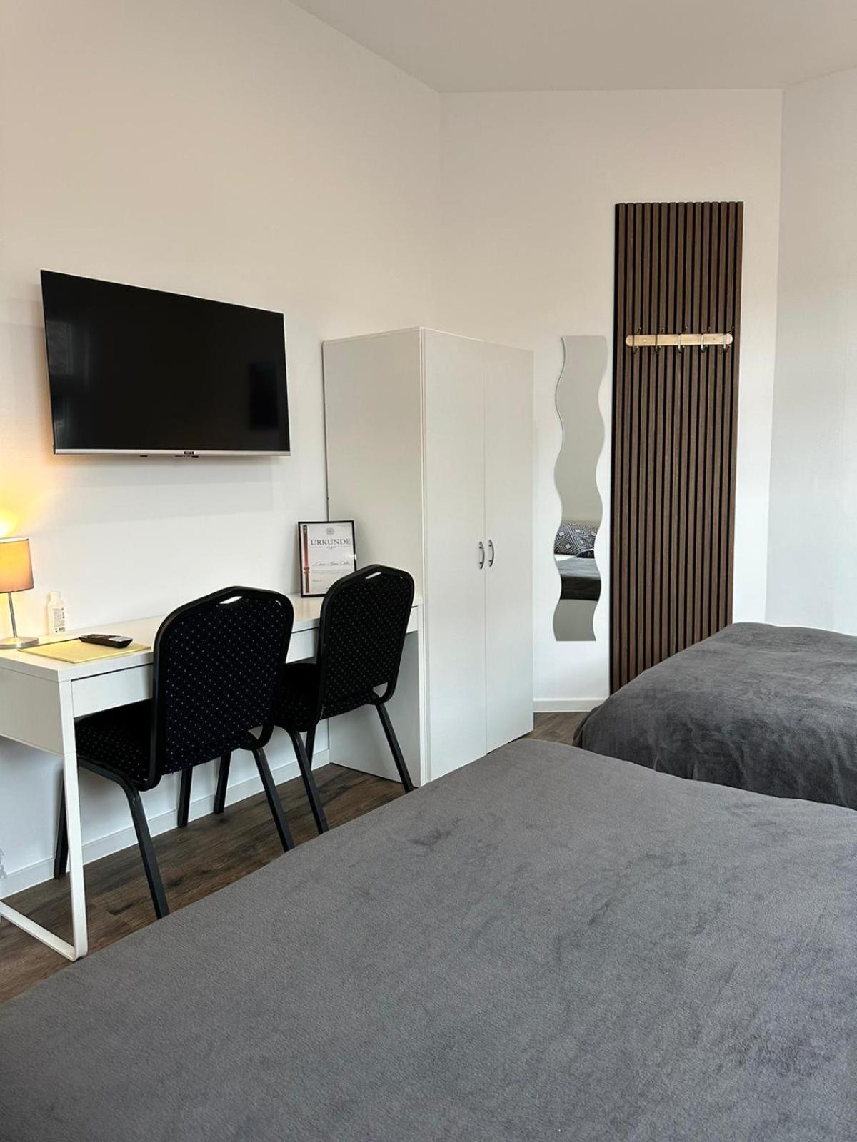 Gästehaus Bützfleth, Rad-Hotel, Arbeit & Privat, Bed & Breakfast, Mitten am Elb-Rad-Wanderweg