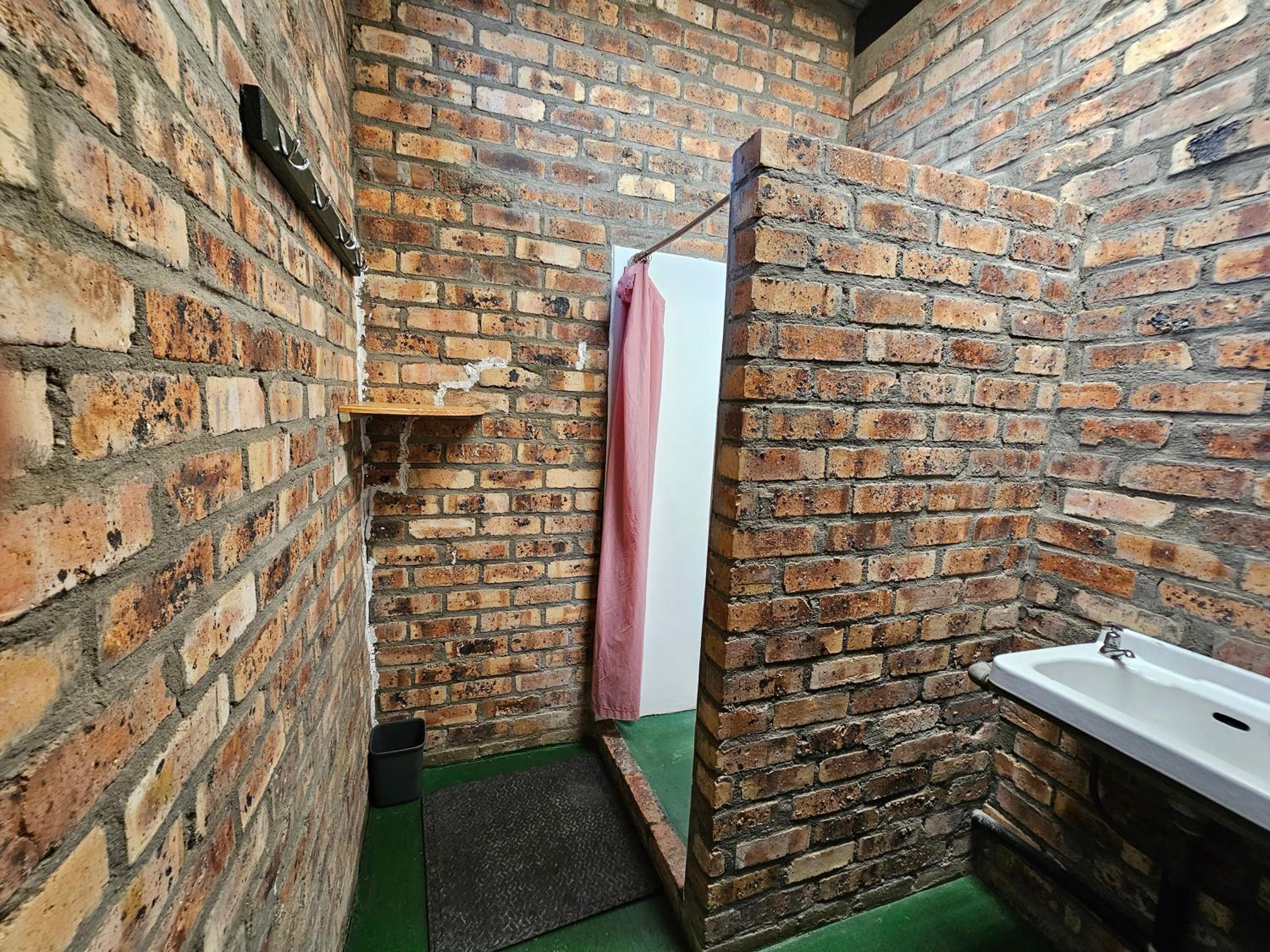 Luxury Pre-Pitched 2-4 Person Tent view 4