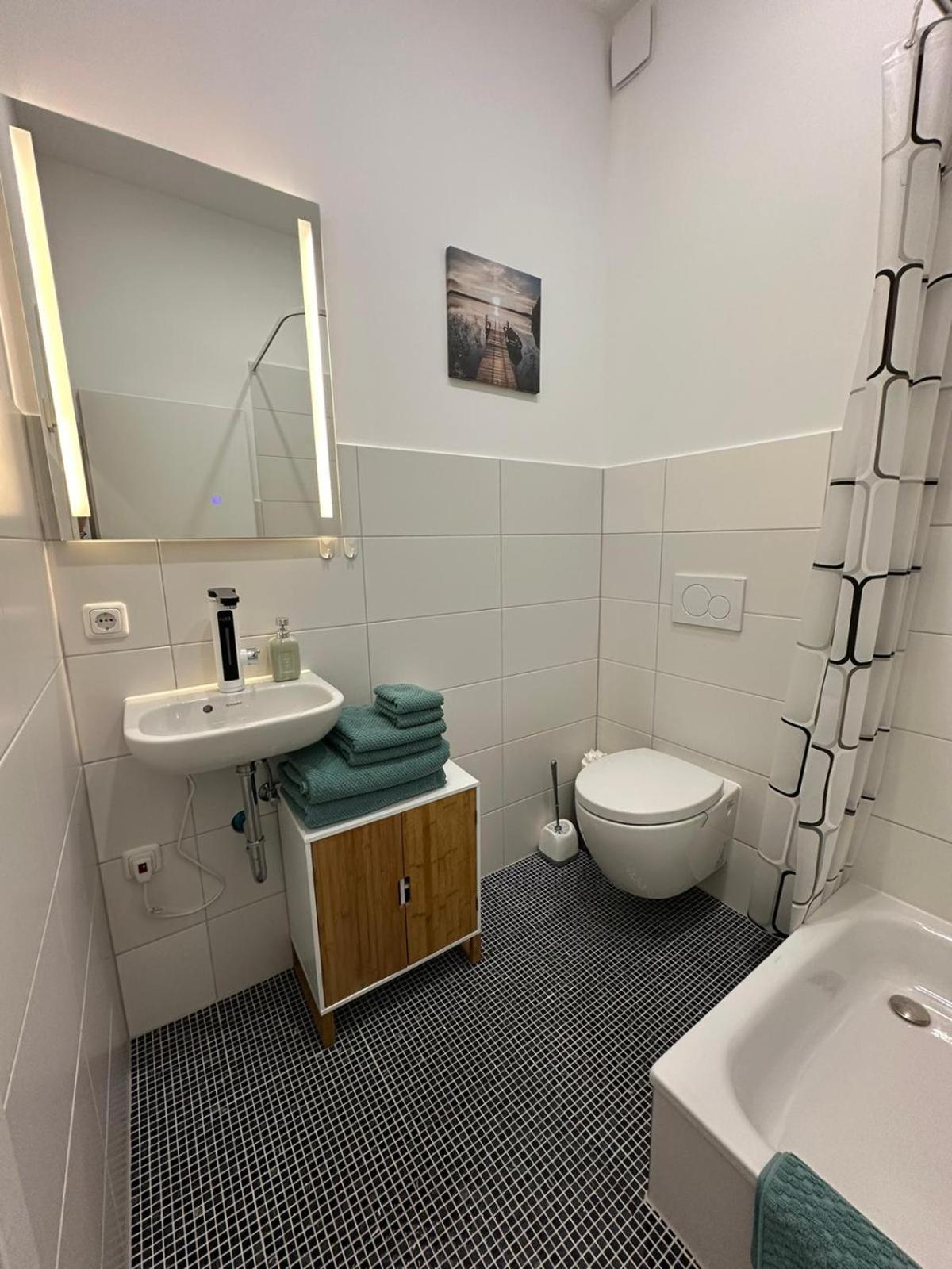 Gästehaus Bützfleth, Rad-Hotel, Arbeit & Privat, Bed & Breakfast, Mitten am Elb-Rad-Wanderweg