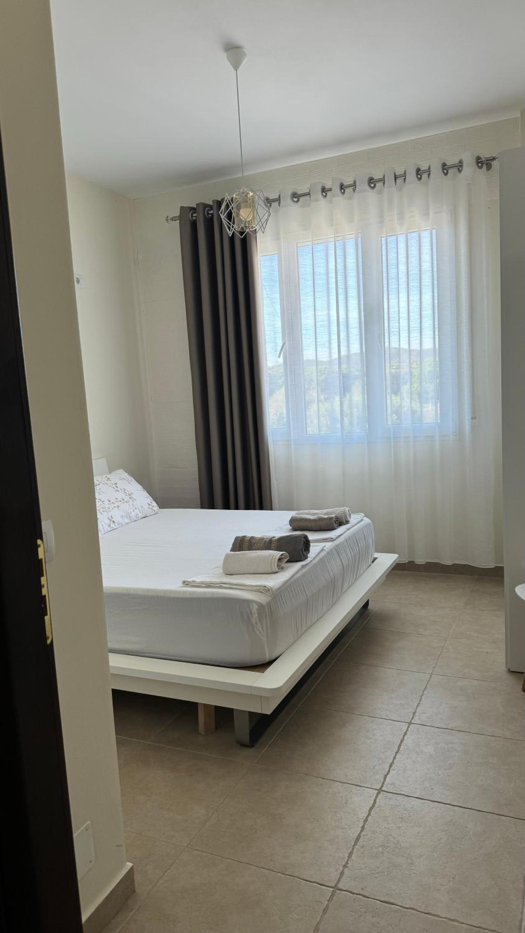 Apartament Todhe - Gjiri Lalezit 500m from the beach