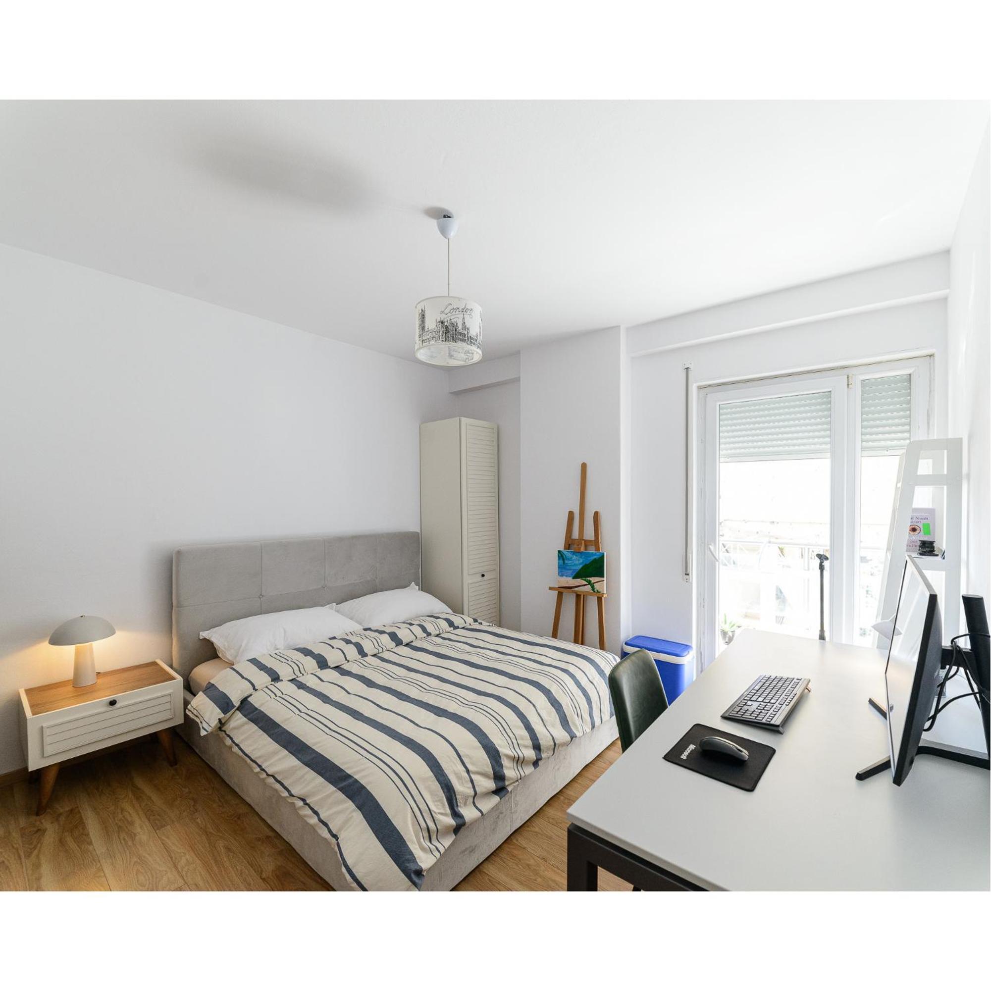 Spike Jonze Apartment photo 5