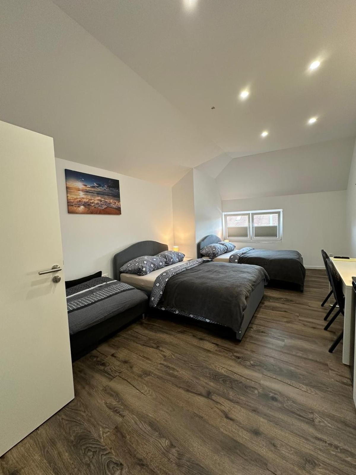 Gästehaus Bützfleth, Rad-Hotel, Arbeit & Privat, Bed & Breakfast, Mitten am Elb-Rad-Wanderweg