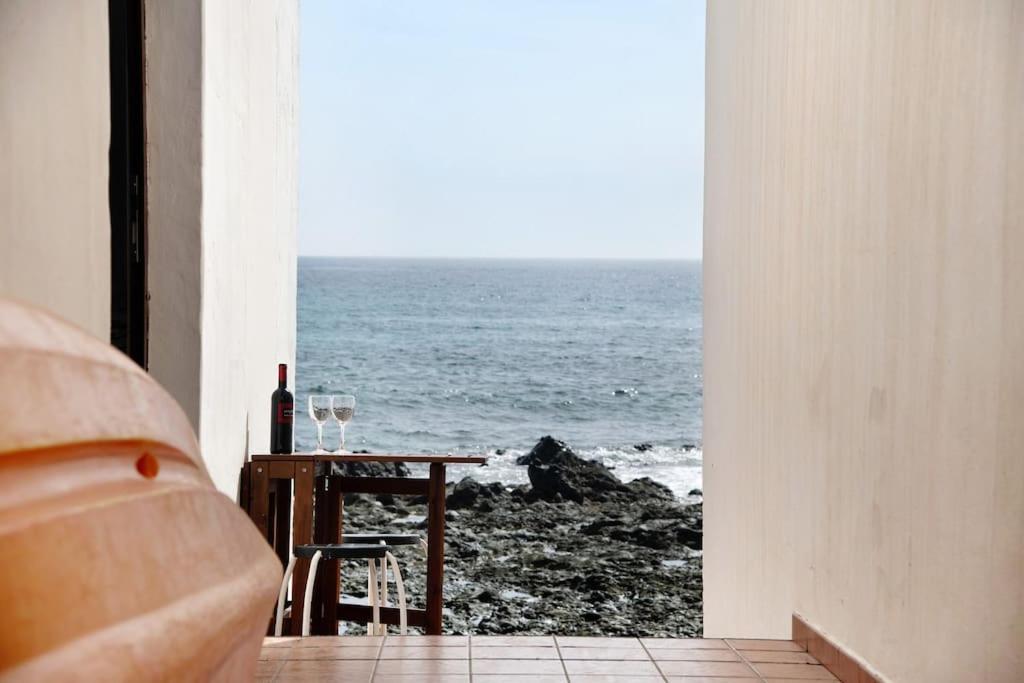 Casa Luisa Anclada frente al mar