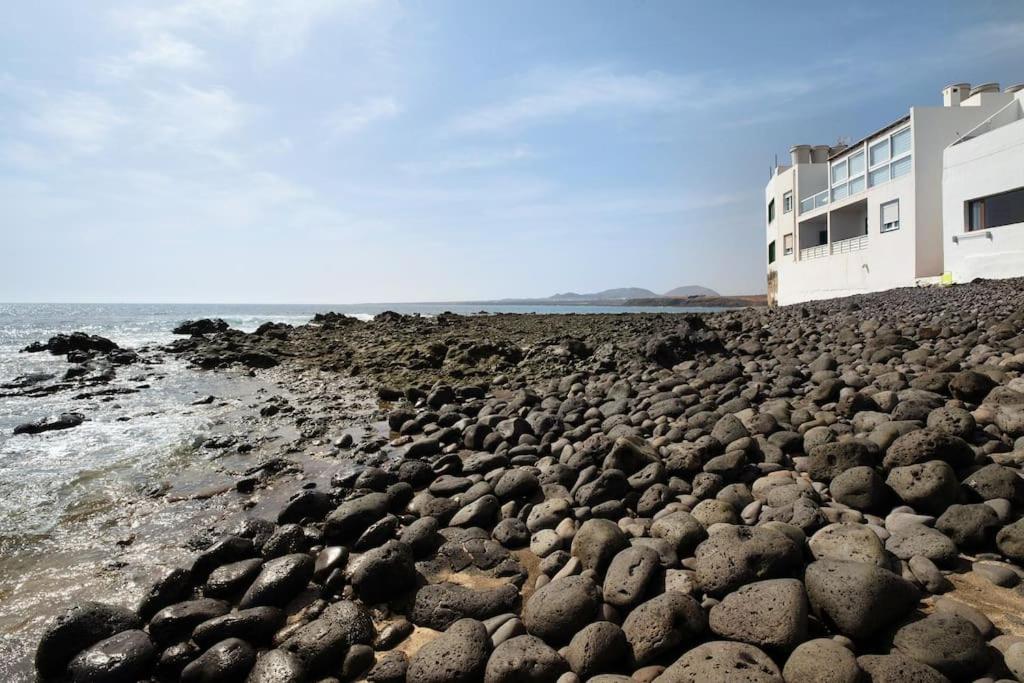 Casa Luisa Anclada frente al mar