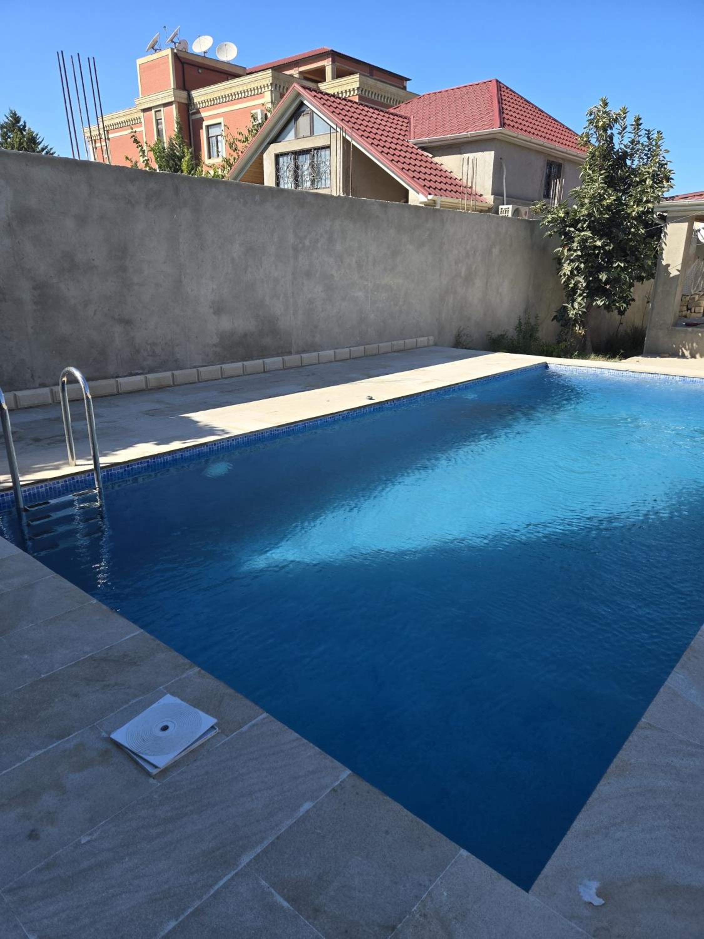 Novxani Villa with pool