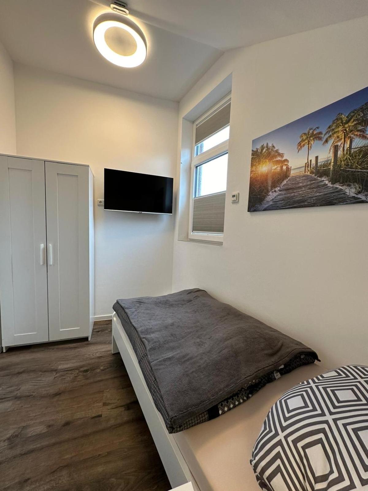 Gästehaus Bützfleth, Rad-Hotel, Arbeit & Privat, Bed & Breakfast, Mitten am Elb-Rad-Wanderweg